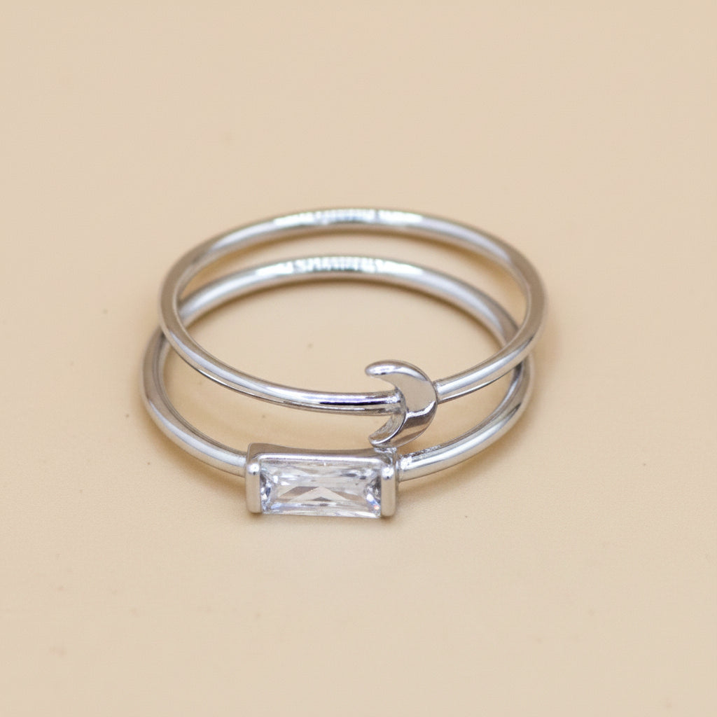 Pura Vida Two Rings Moon and Dimond Size 6