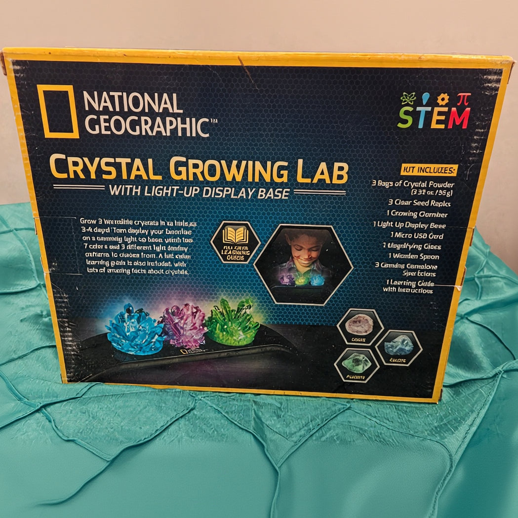 National Geographic Crystal Growing Lab with Light Up Display Base