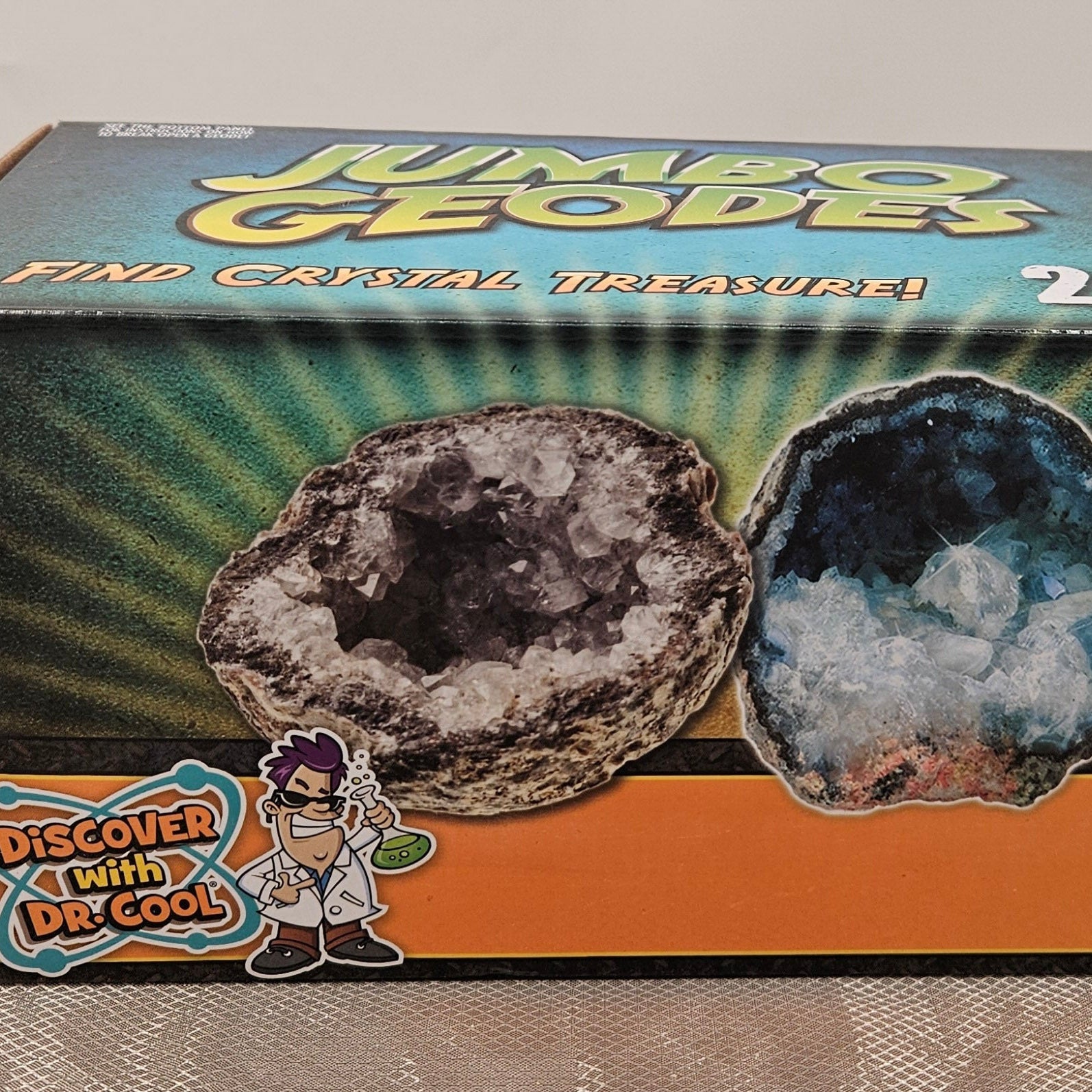 Jumbo Geodes Find Crystal Treasure. 2 Premium Geodes