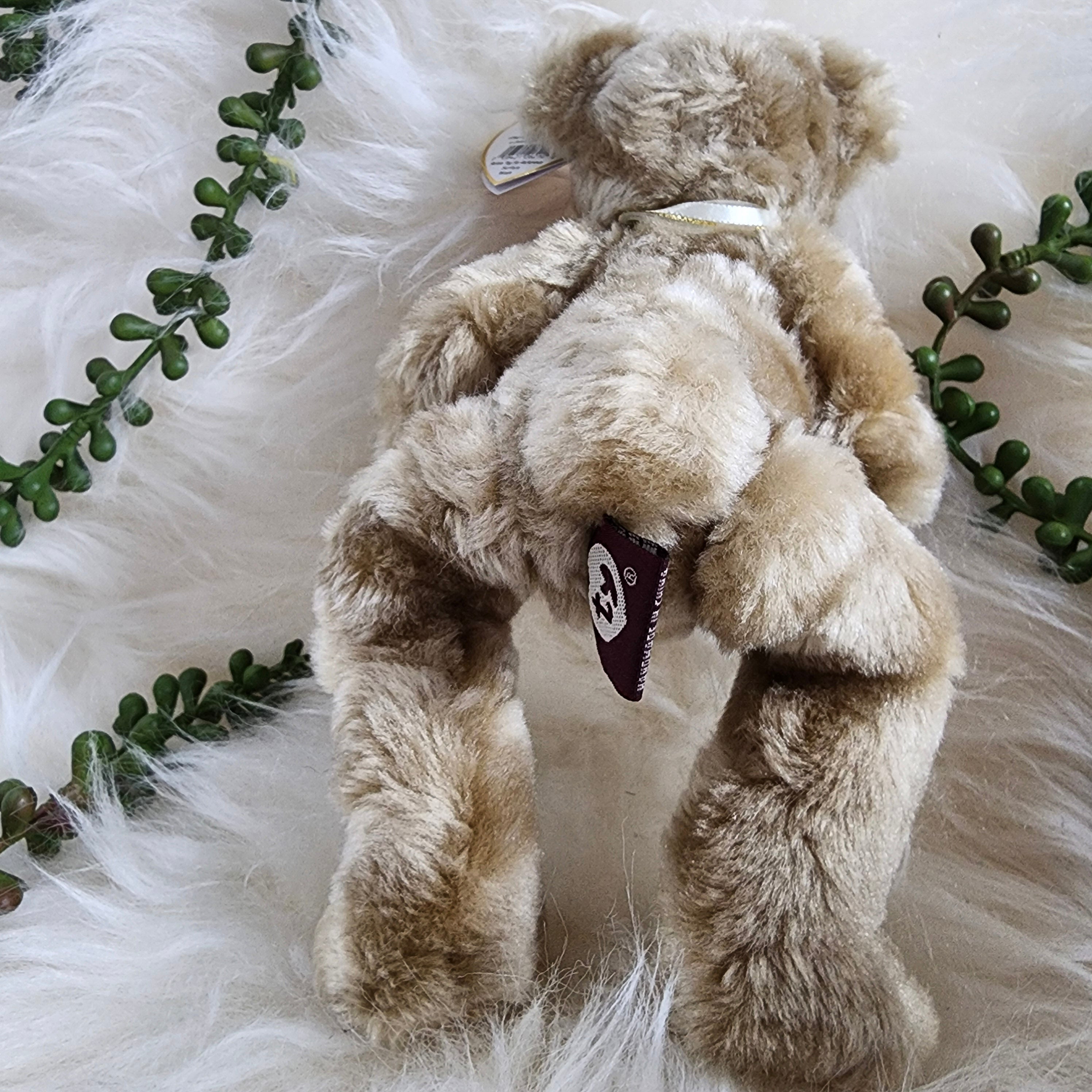 Ty Beanie Babies "Beverly the Bear"