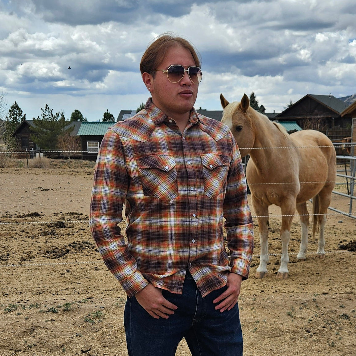 Pendleton Wyatt Gambler Long Sleeve Button Up Shirt with Classic Pearl Snaps