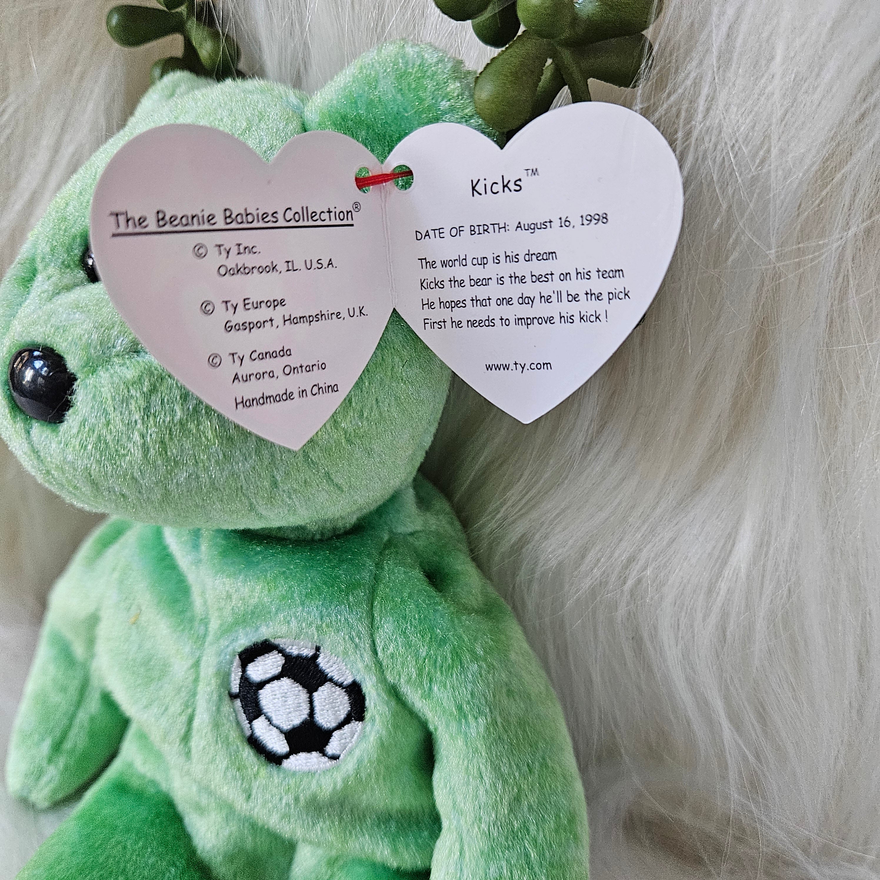 Ty Beanie Babies "Kicks the Bear"