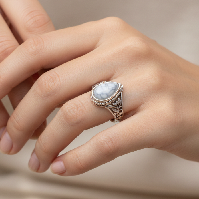 Silver Tone Howlite Ring Size 7.5
