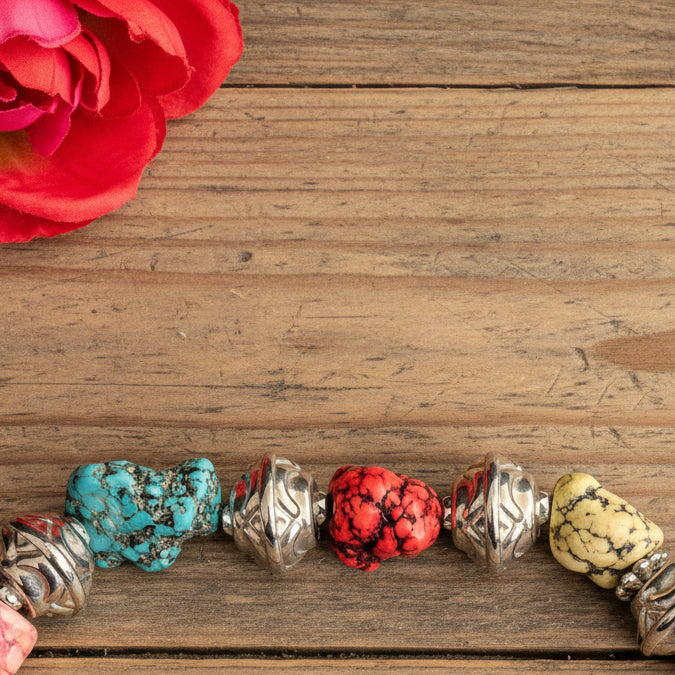 Beautiful Dyed Howlite Stones & Silver Bead Necklace