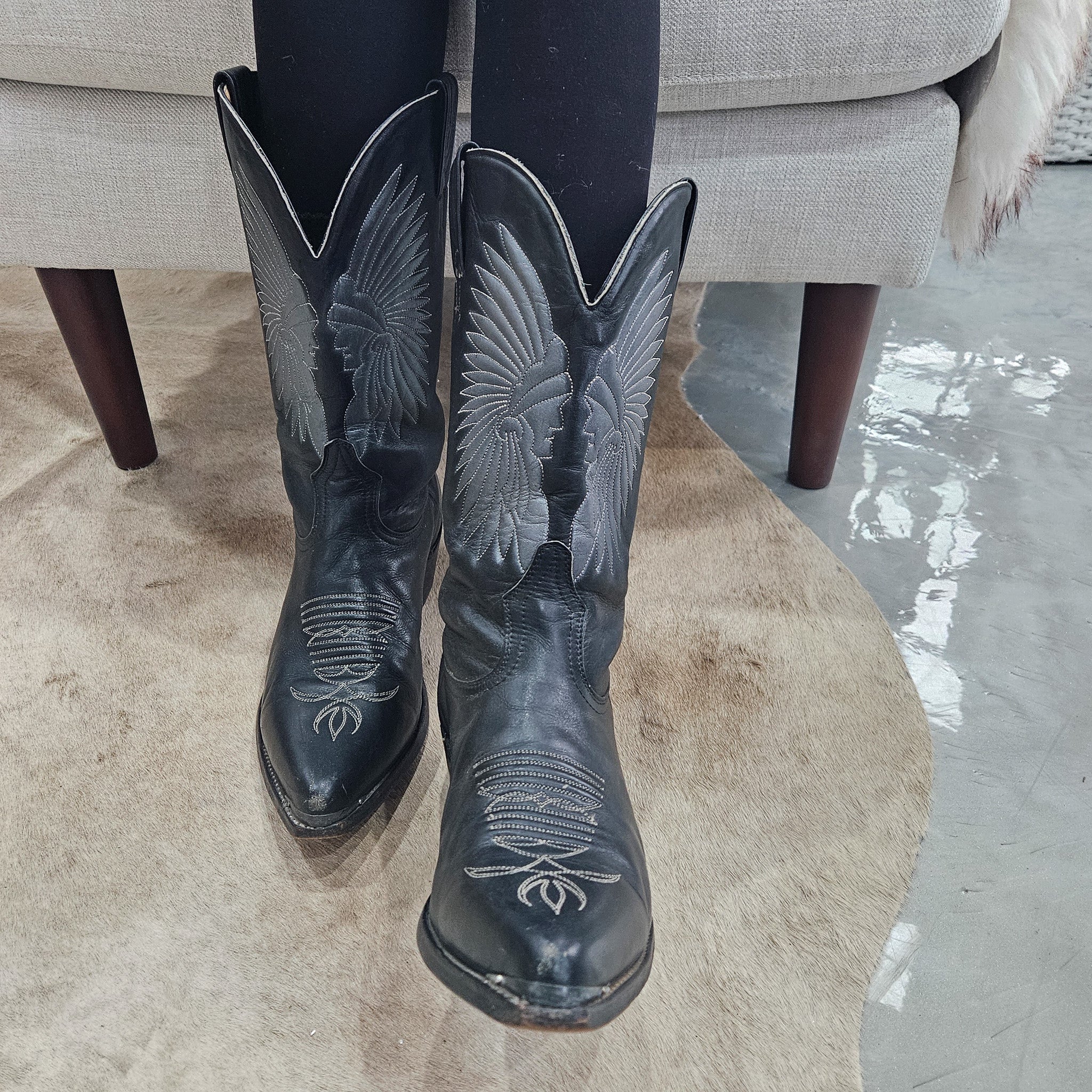 Black Boulet Vintage Canada Western Boots with Custom Indian Chief Head Detail Embroidery Size 11 1/2