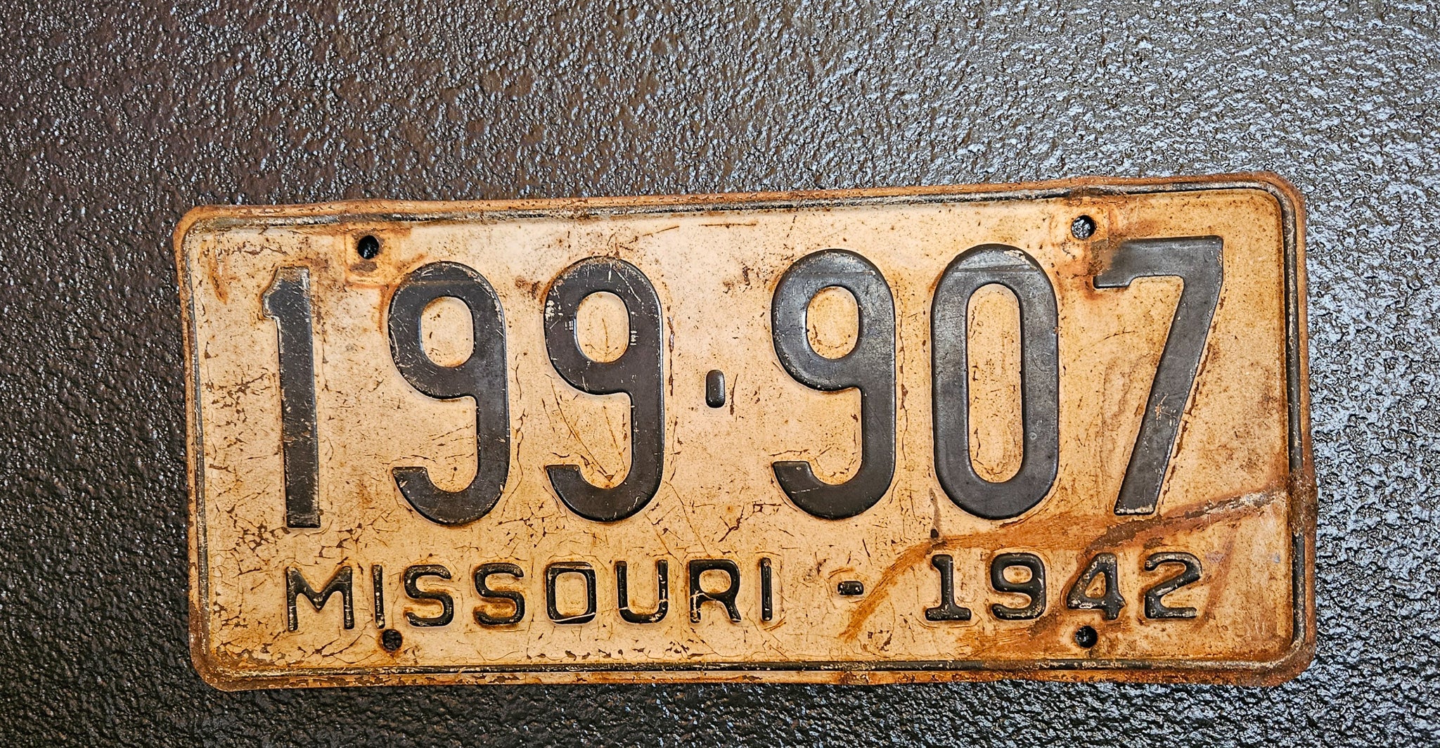 Vintage MISSOURI License Plate 1942 White & Black