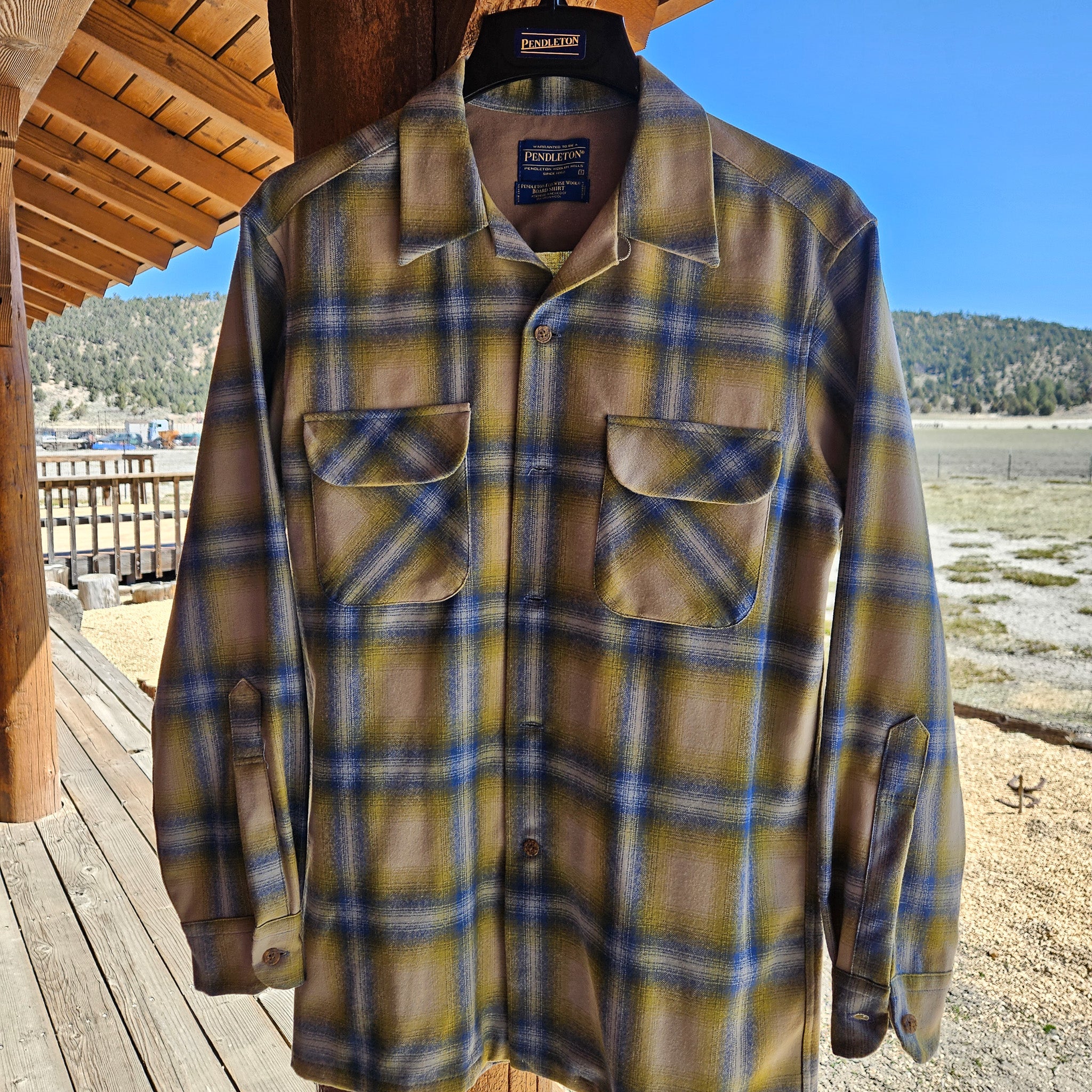 Pendleton Blue and Green Wool Flannel Board Shirt Size Small