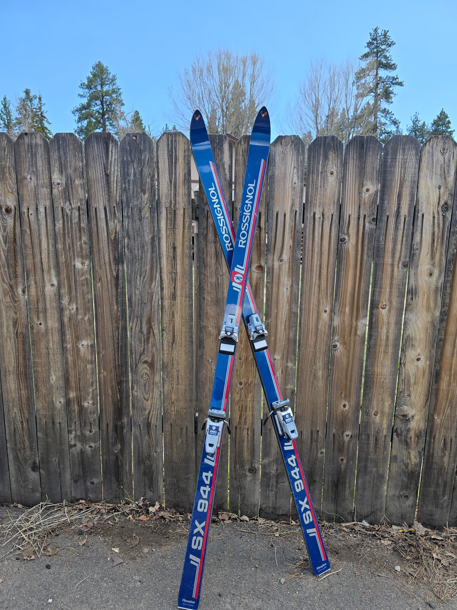 Rossignol Brand Skis SX944L With Tyrolia Bindings