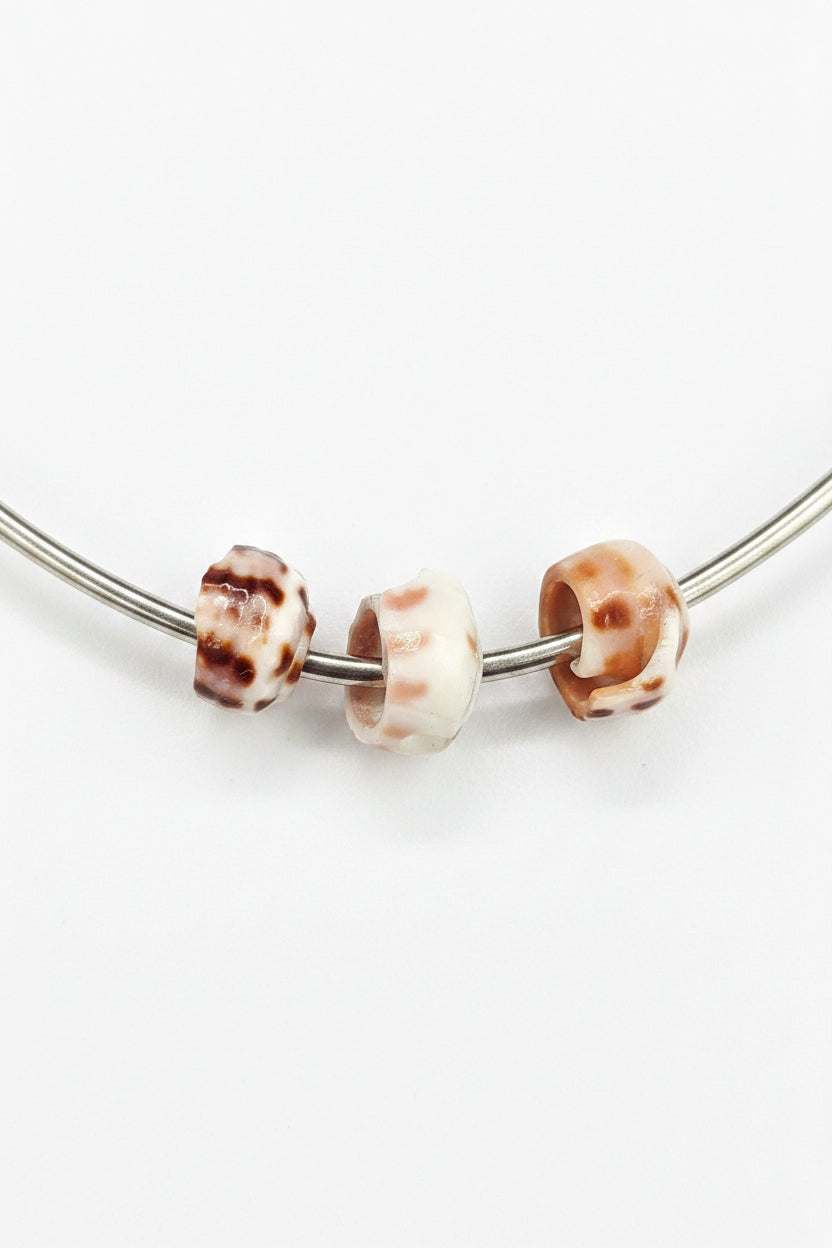 Natural Shell Bead Wire Bangle Bracelet with Starfish Charm