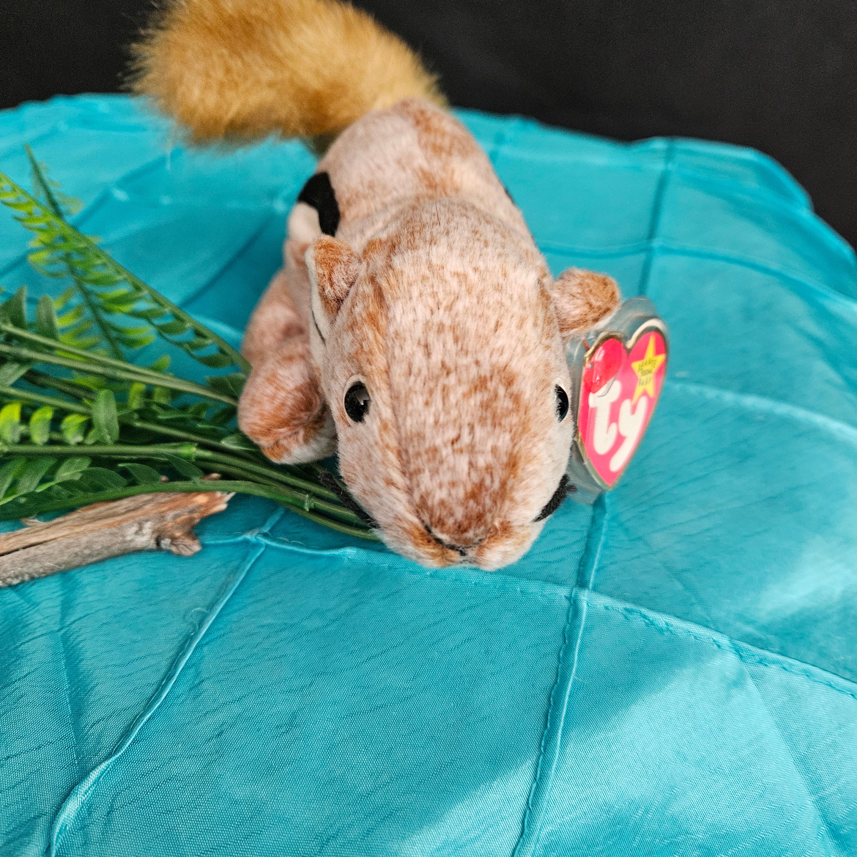 Ty Beanie Baby "Chipper the Chipmunk"