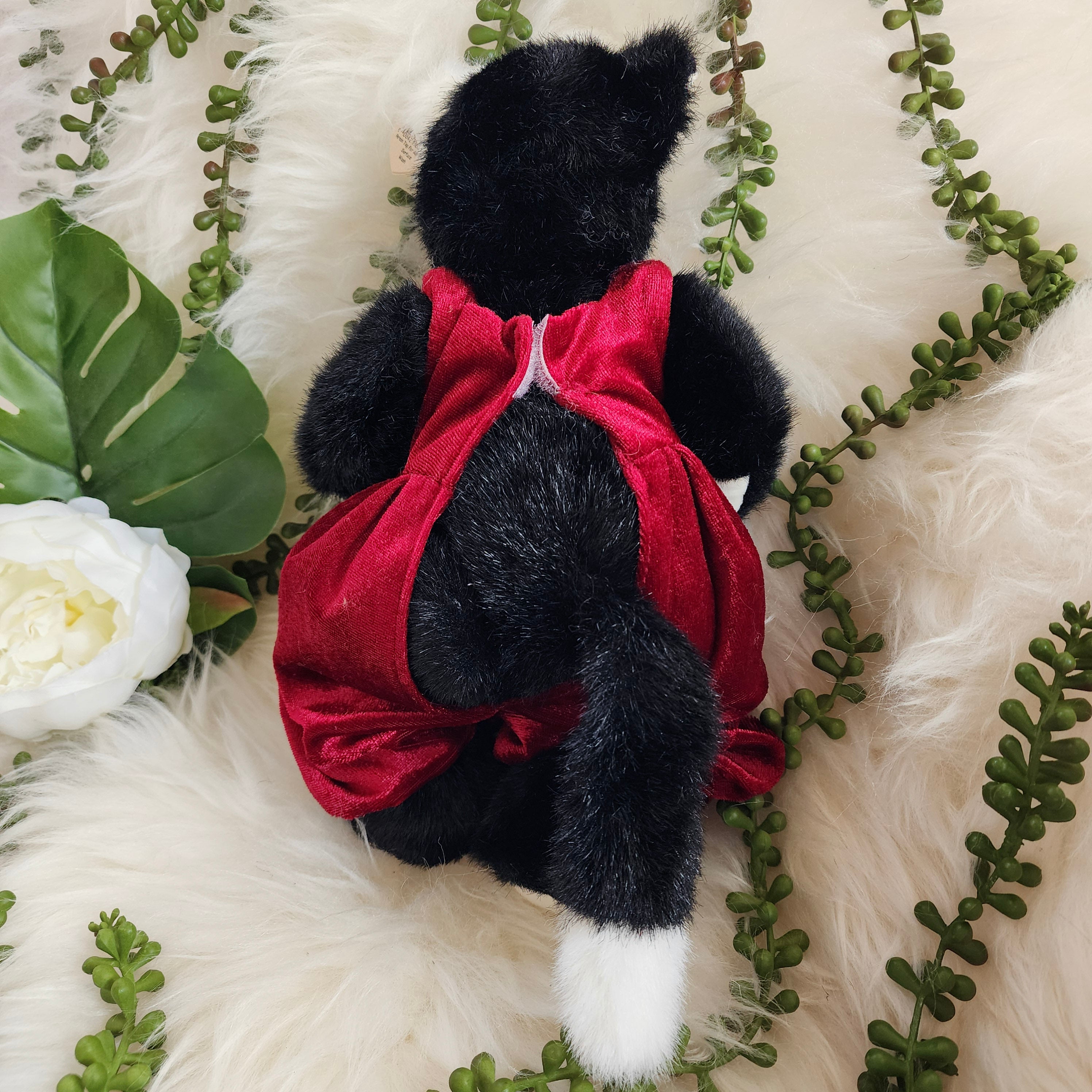 Ty Beanie Babies "Ebony the Cat"
