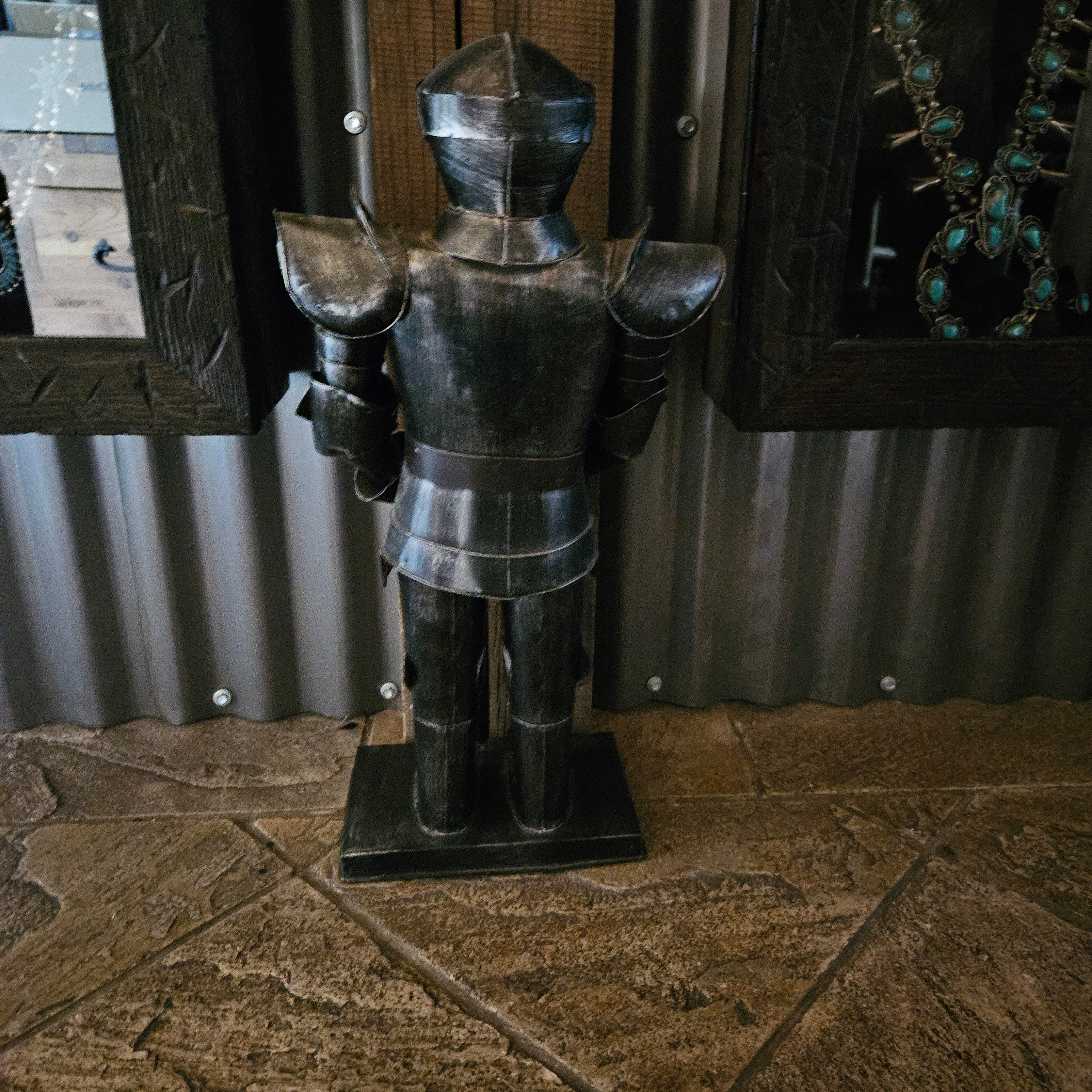 Miniature Suit of Armor Decorative Statue