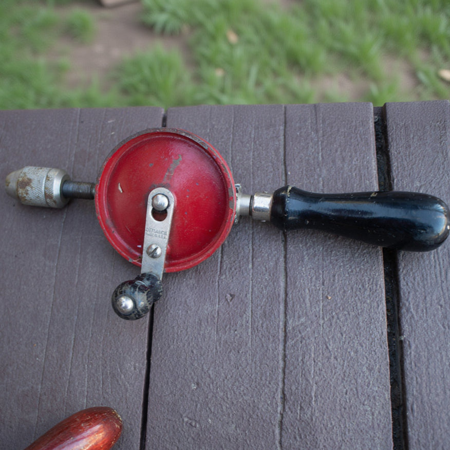 Vintage Hanson Black Handled Hand Drill