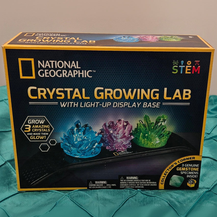 National Geographic Crystal Growing Lab with Light Up Display Base