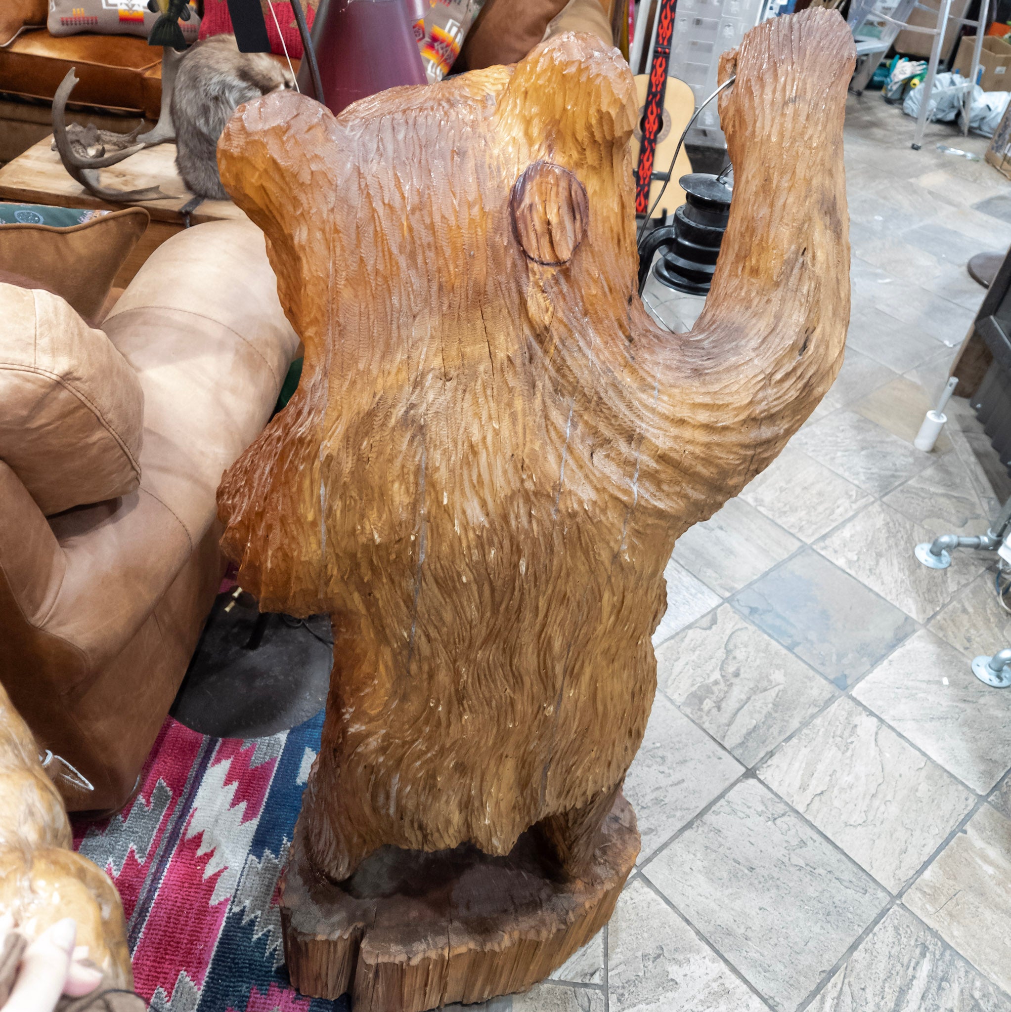original hand carved wooden bear by Ray Hamari (1997)