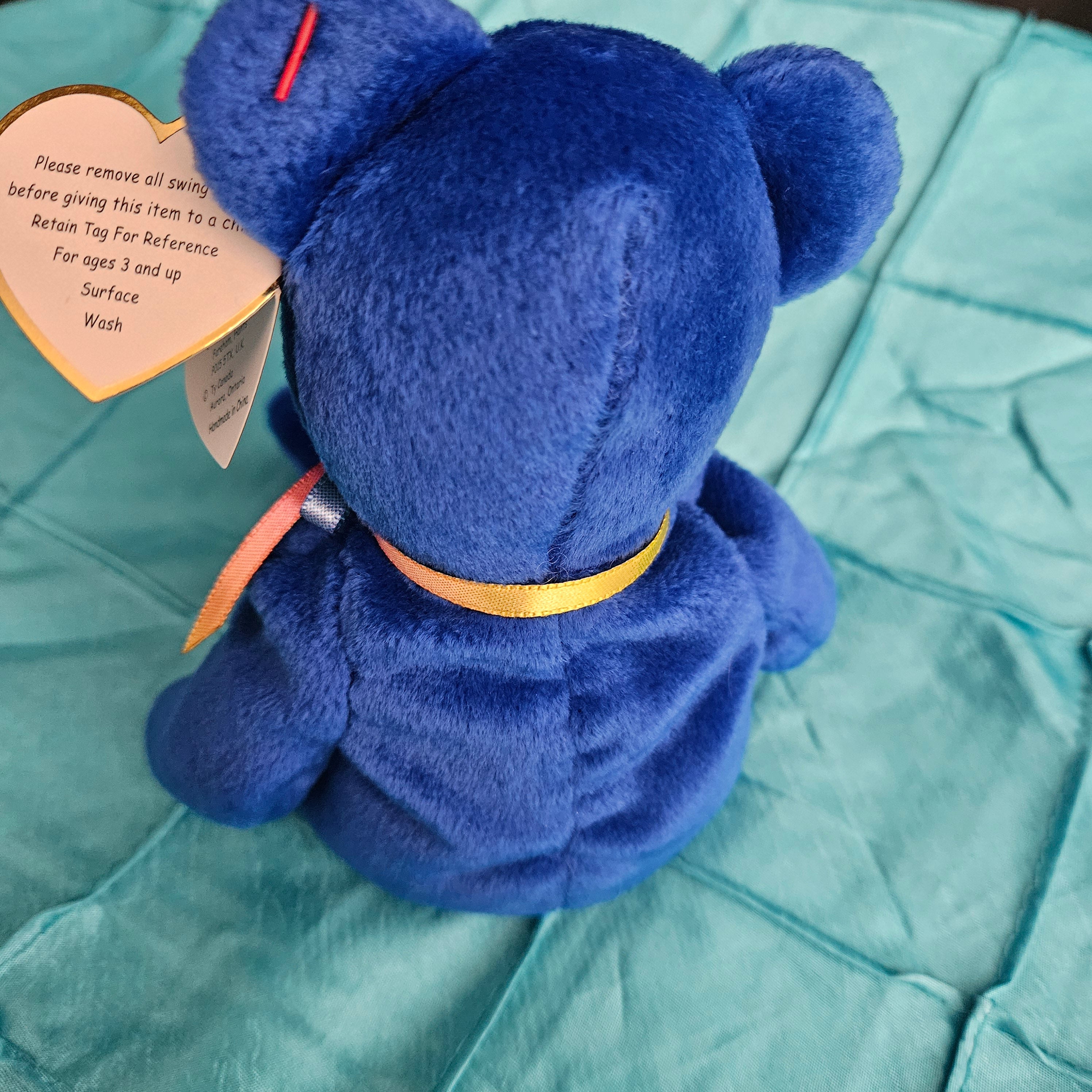 Vintage Ty Beanie Baby "Clubby the Official Club Bear" in Original Display Box