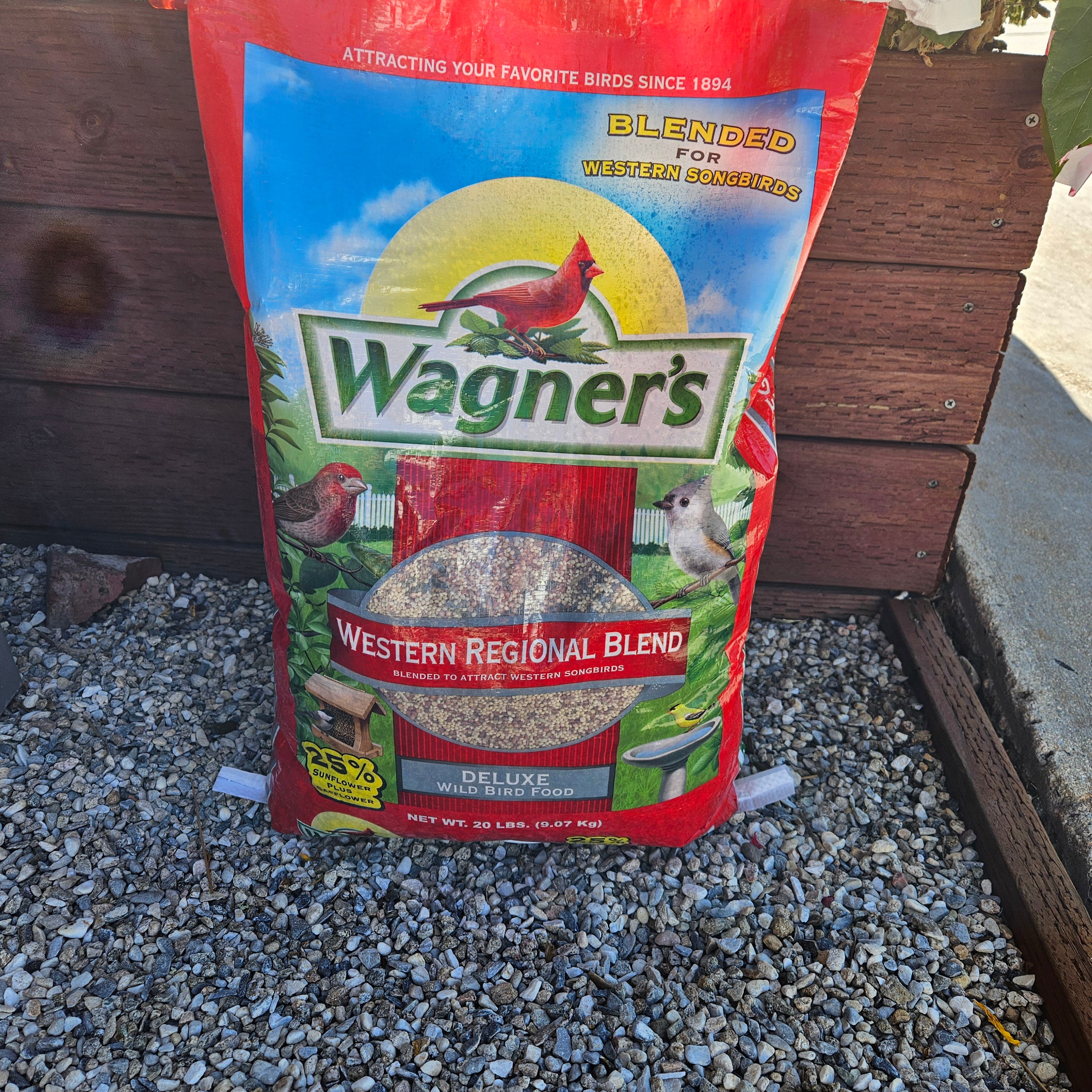 Wagner's Midwest Regional Blend Deluxe Wild Bird Food, 20-lb bag