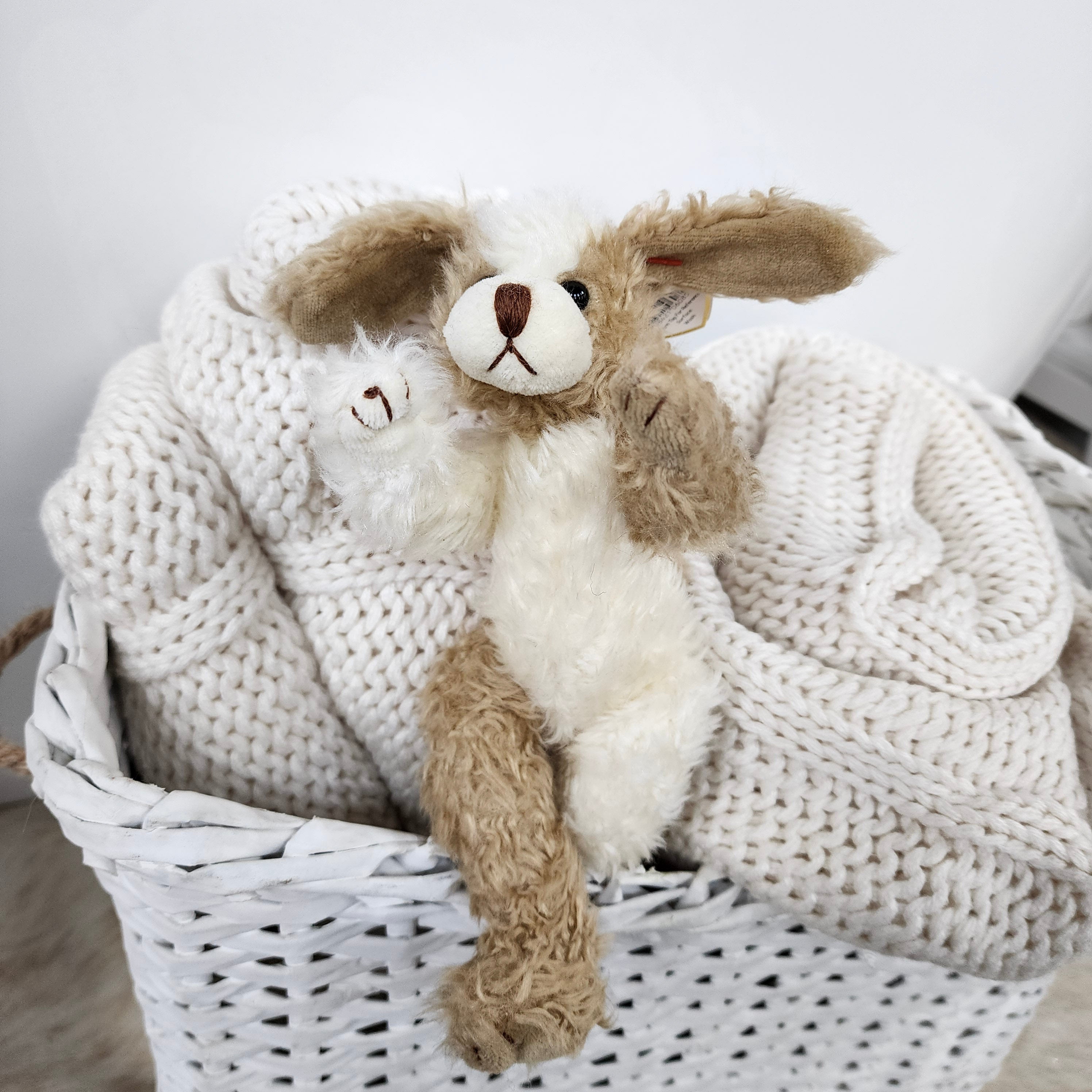 Ty Beanie Babies "Scruffy the Dog"