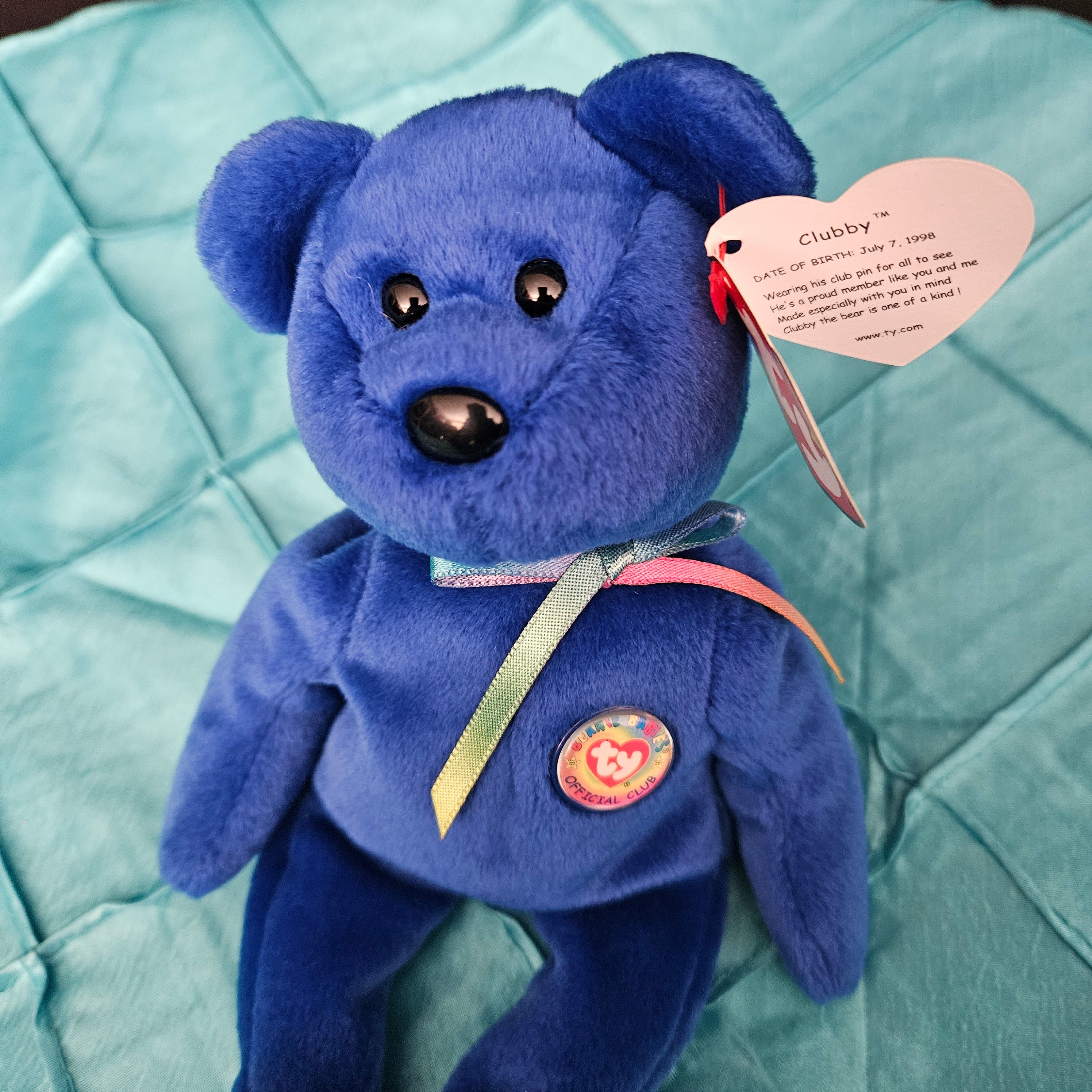 Vintage Ty Beanie Baby "Clubby the Official Club Bear" in Original Display Box