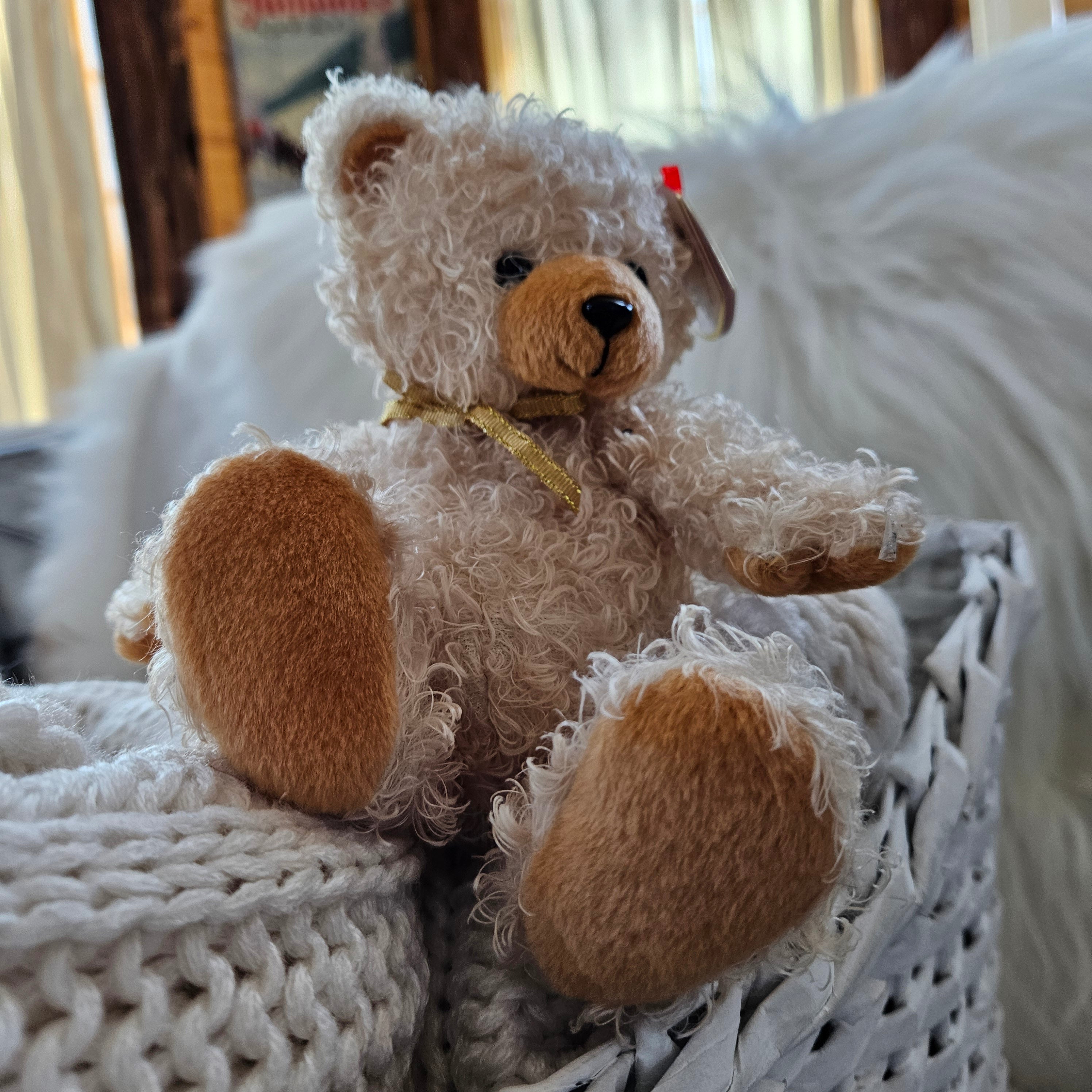 Ty Beanie Babies "Curls the Bear"