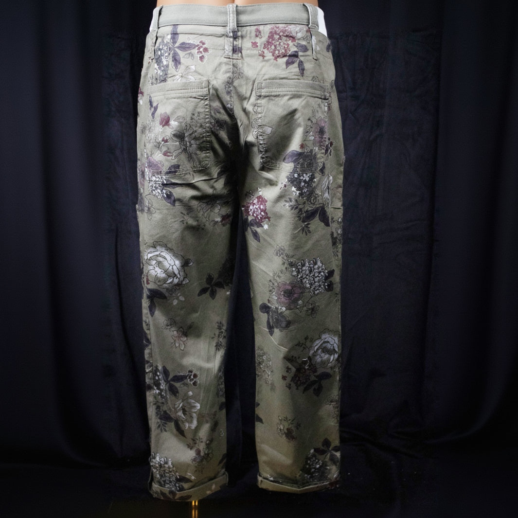 Democracy "Flex - ellent" Brand Green Floral Hiking Pants