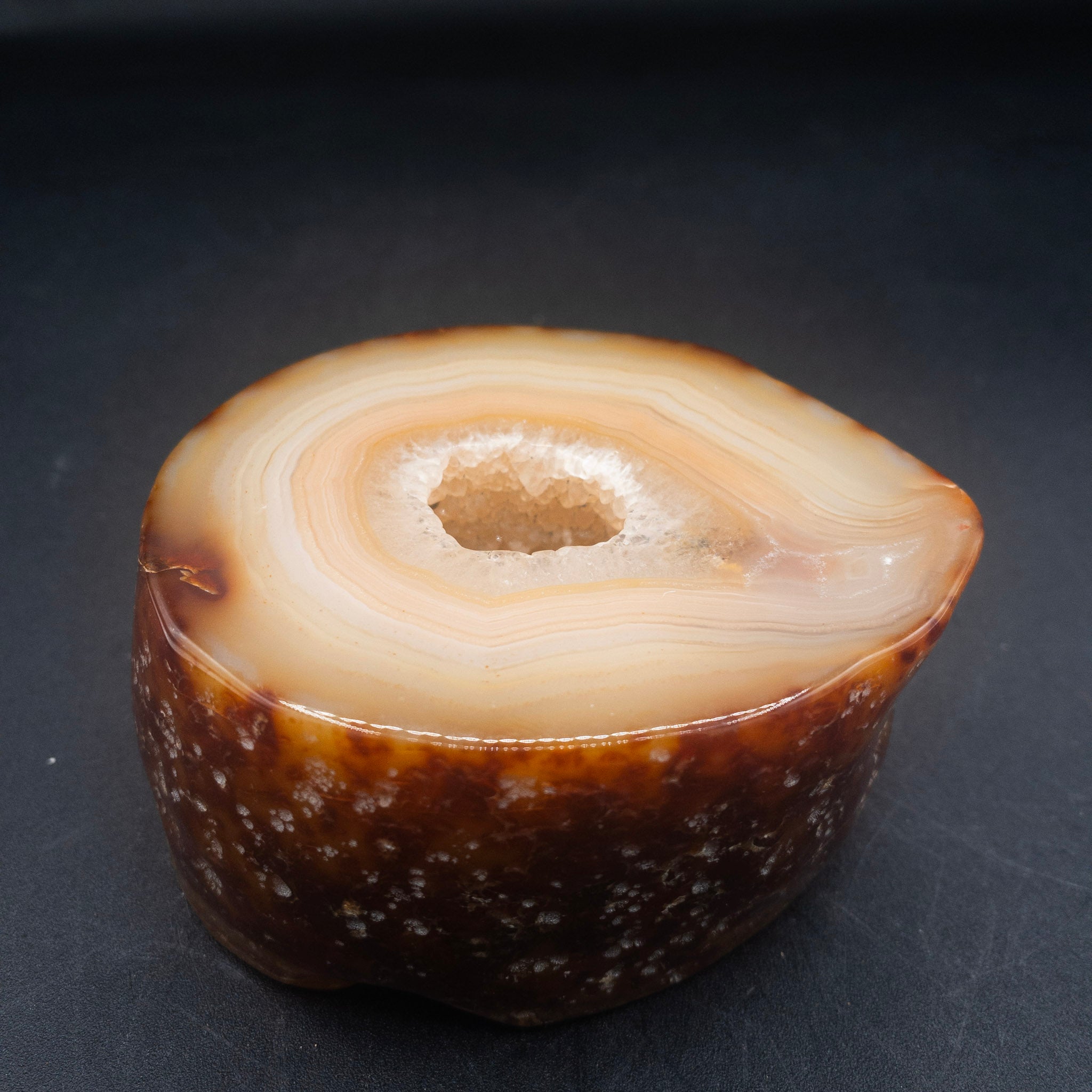 Natural Unique Polished Agate Quartz Geode