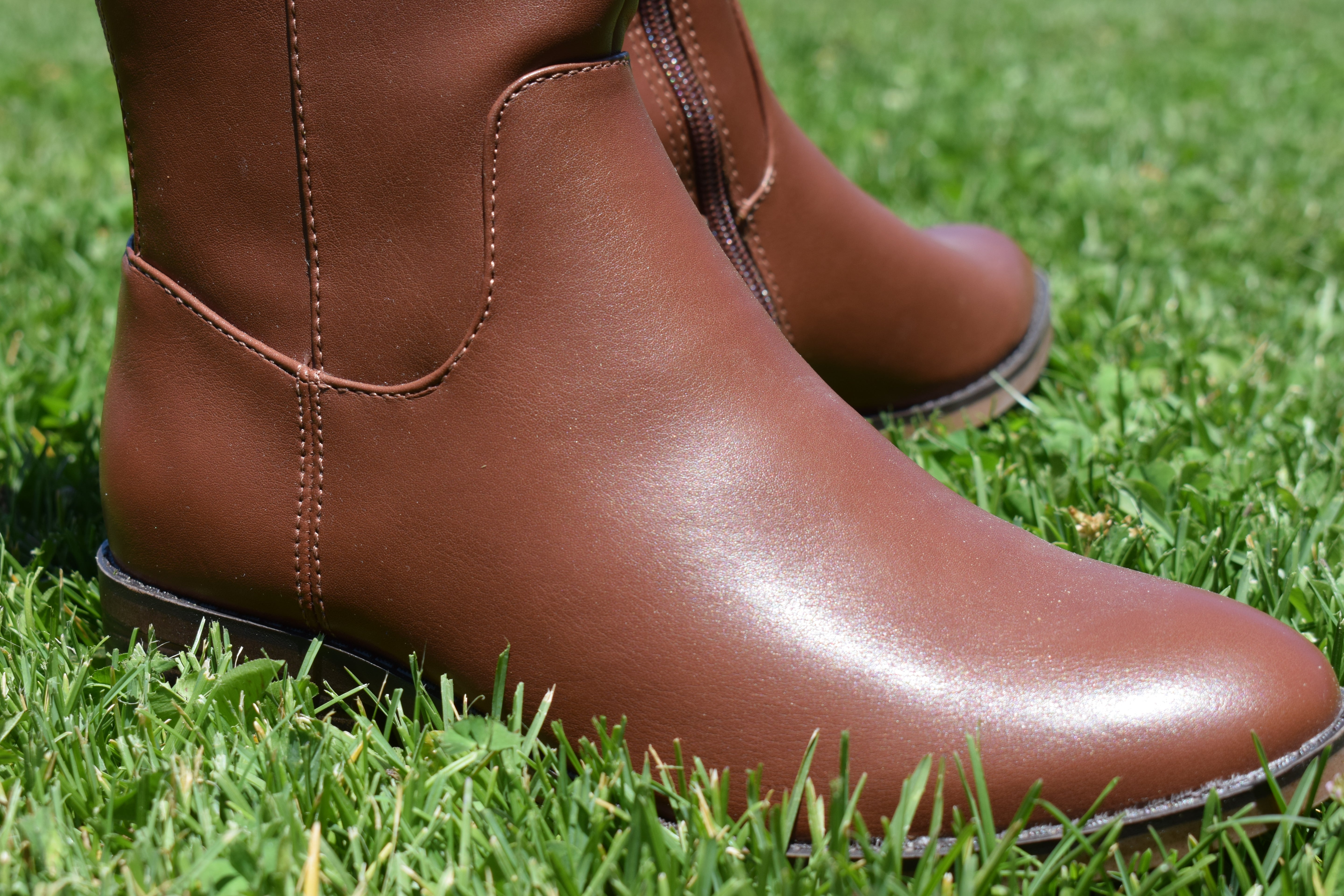 A New Day Brown Tall Boots Women Size 5.5 Knee High Riding Boots Classic Style