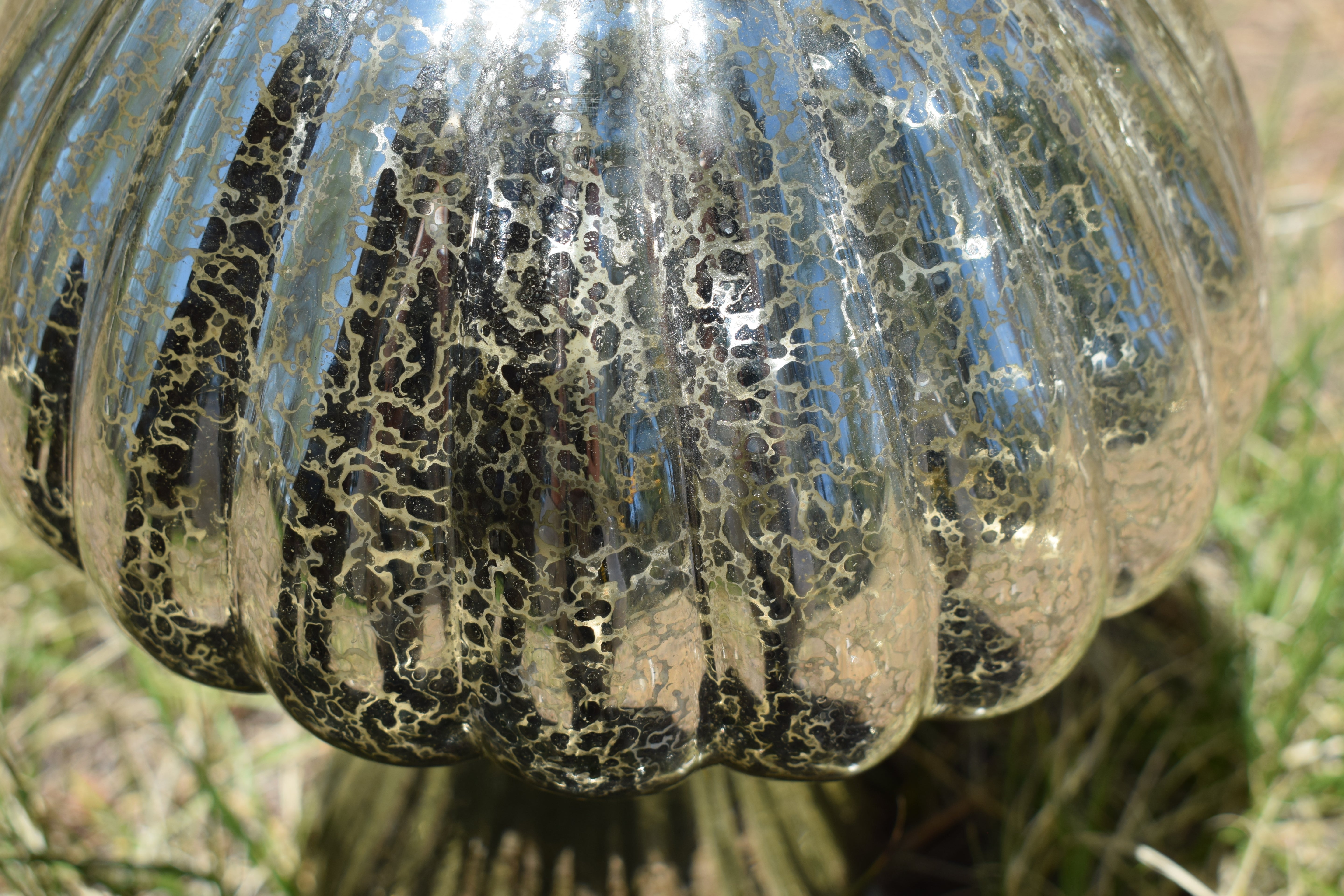 Crackle silver colored mushroom shaped lighting fixture