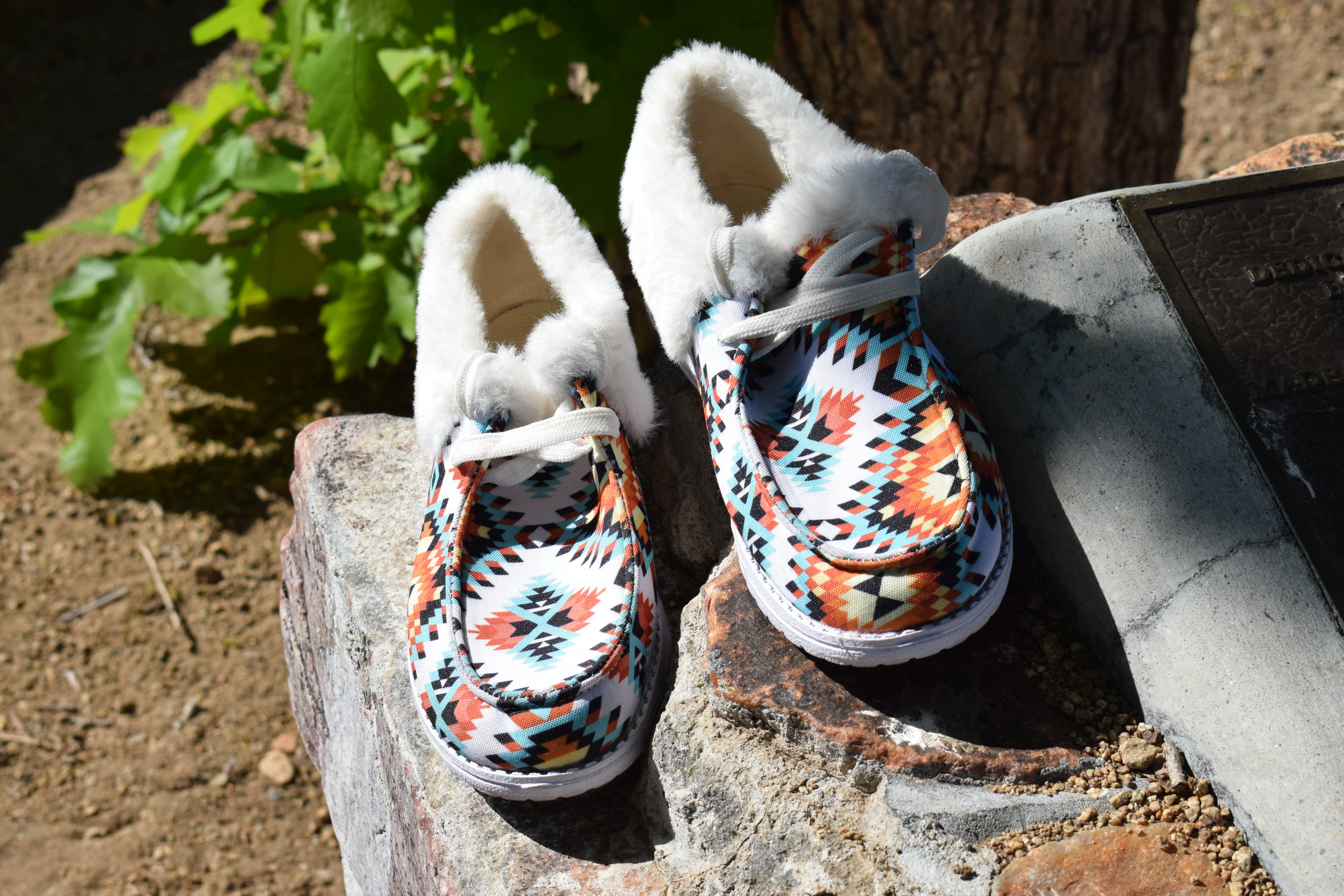 Women’s Colorful Geometric Print Slip-On Shoes – Faux Fur Lined – Size 6 US / 37 EU