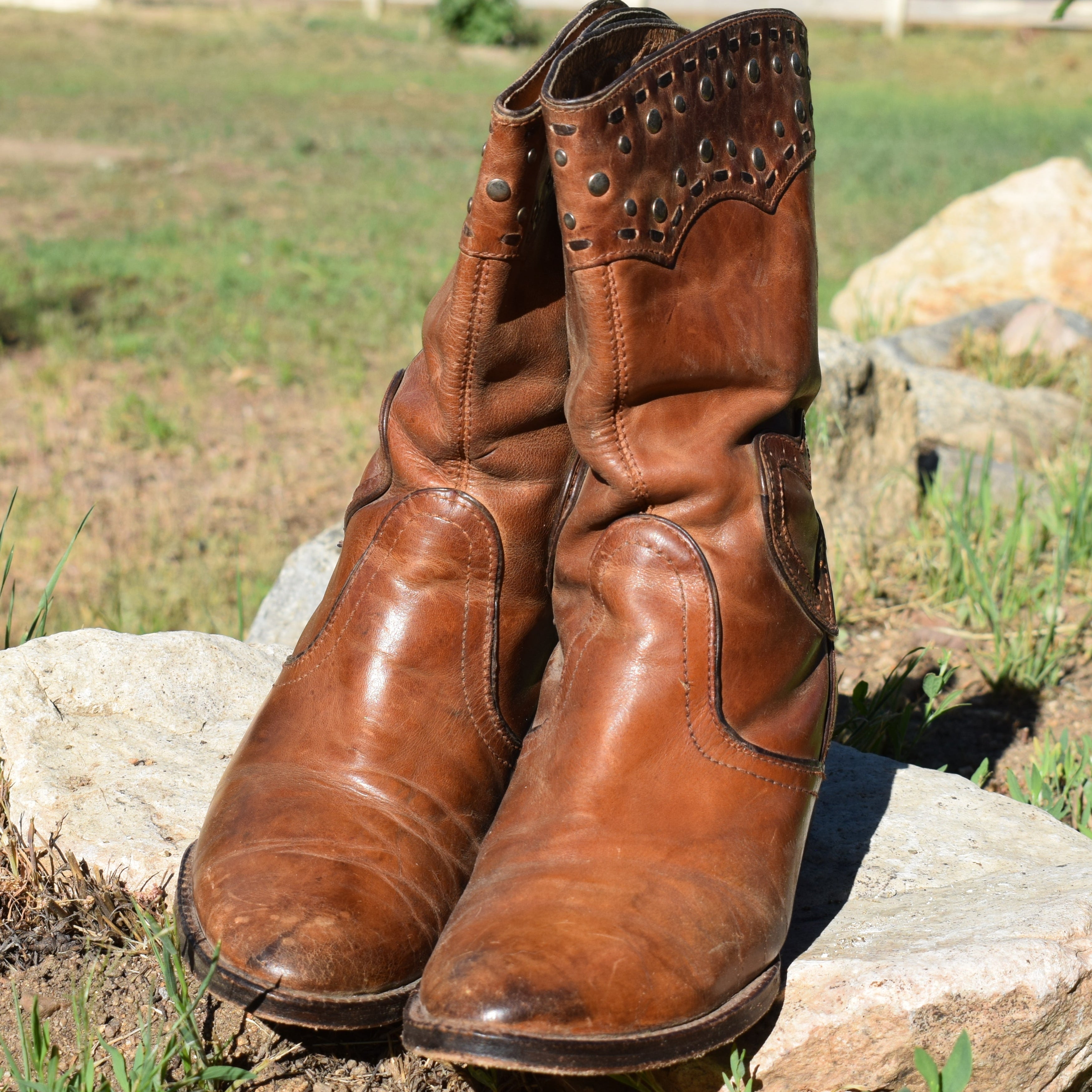 Women's Brown Leather Heart Cowgirl Boots