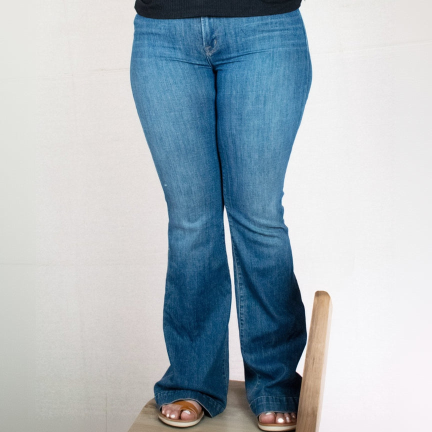 J Brand Big Bell Bottom Jeans Womens Size 31
