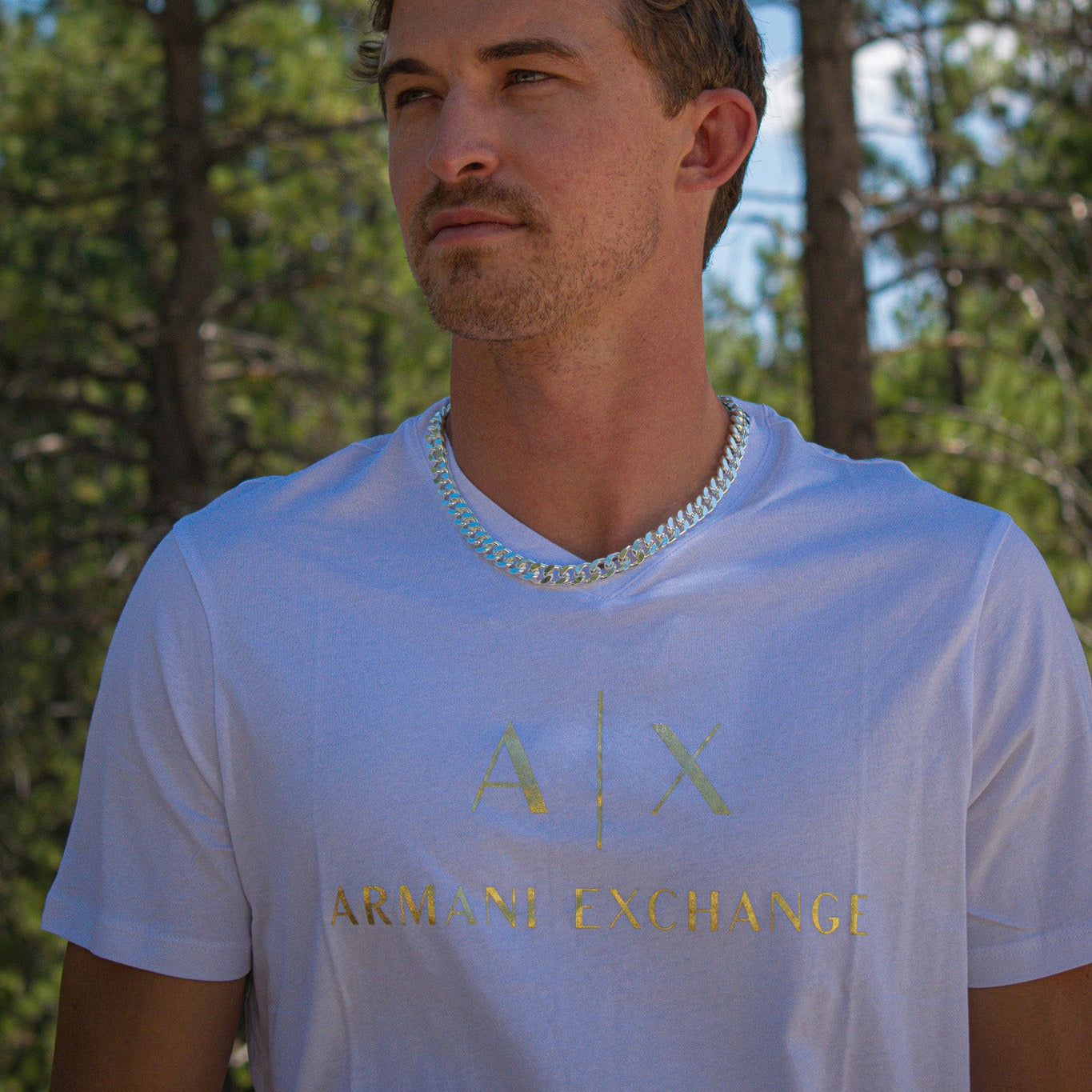 Armani Exchange Classic White v-neck Short Sleeve Tee-Shirt