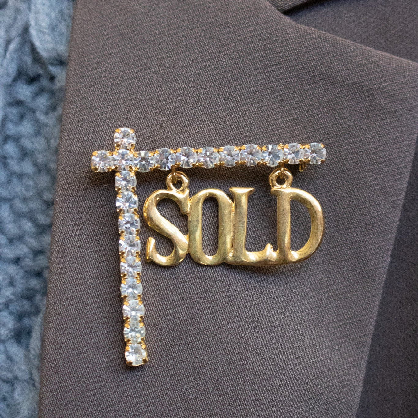 Fashion Jewelry Real Estate Sold Sign Pin/Brooch