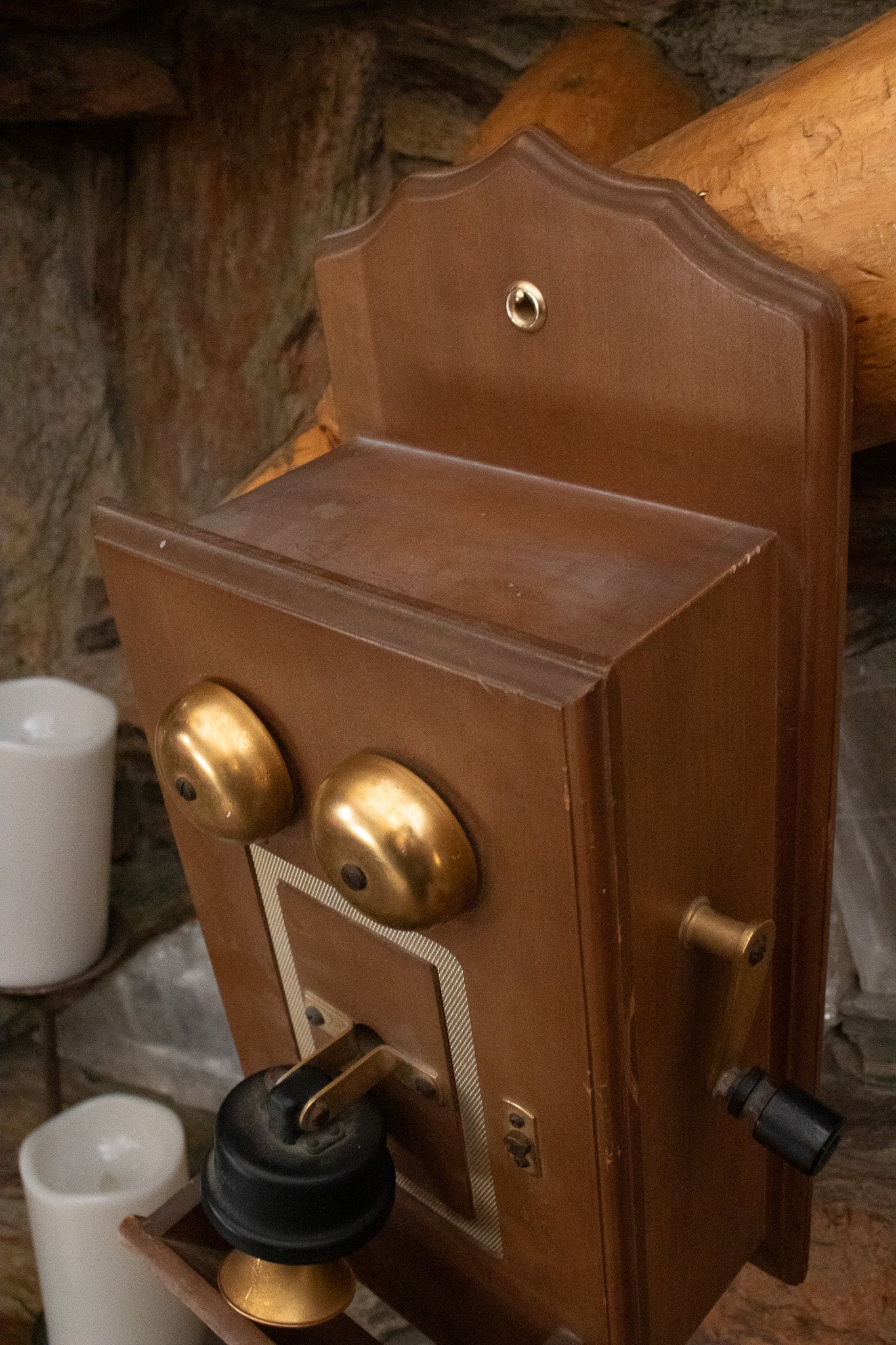Anique Telephone Audition 8 Transistor Radio Replica Wooden Wall Phone