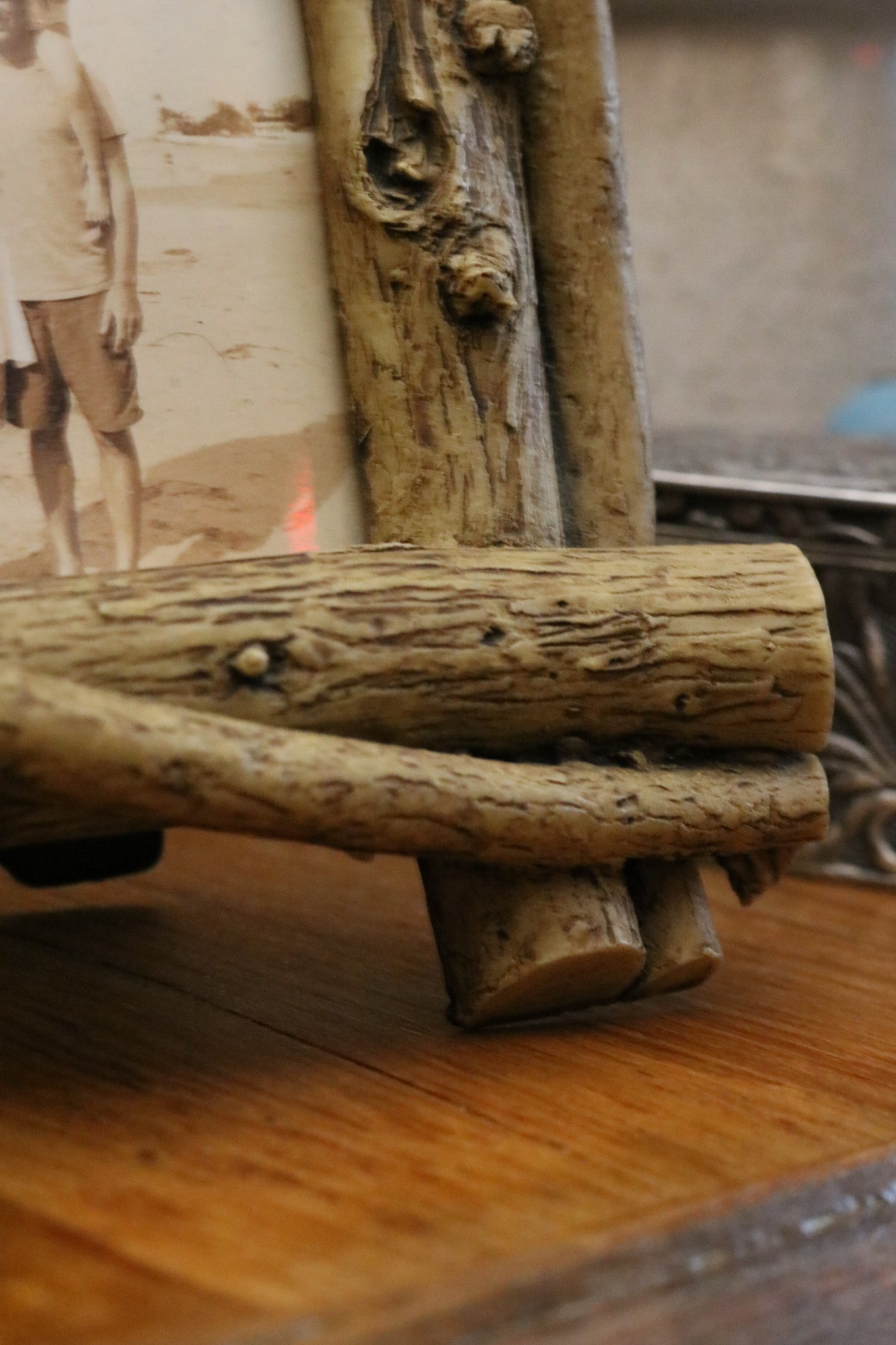 Midwest of Cannon Stacked Resin Log 3"x4" Picture Frame