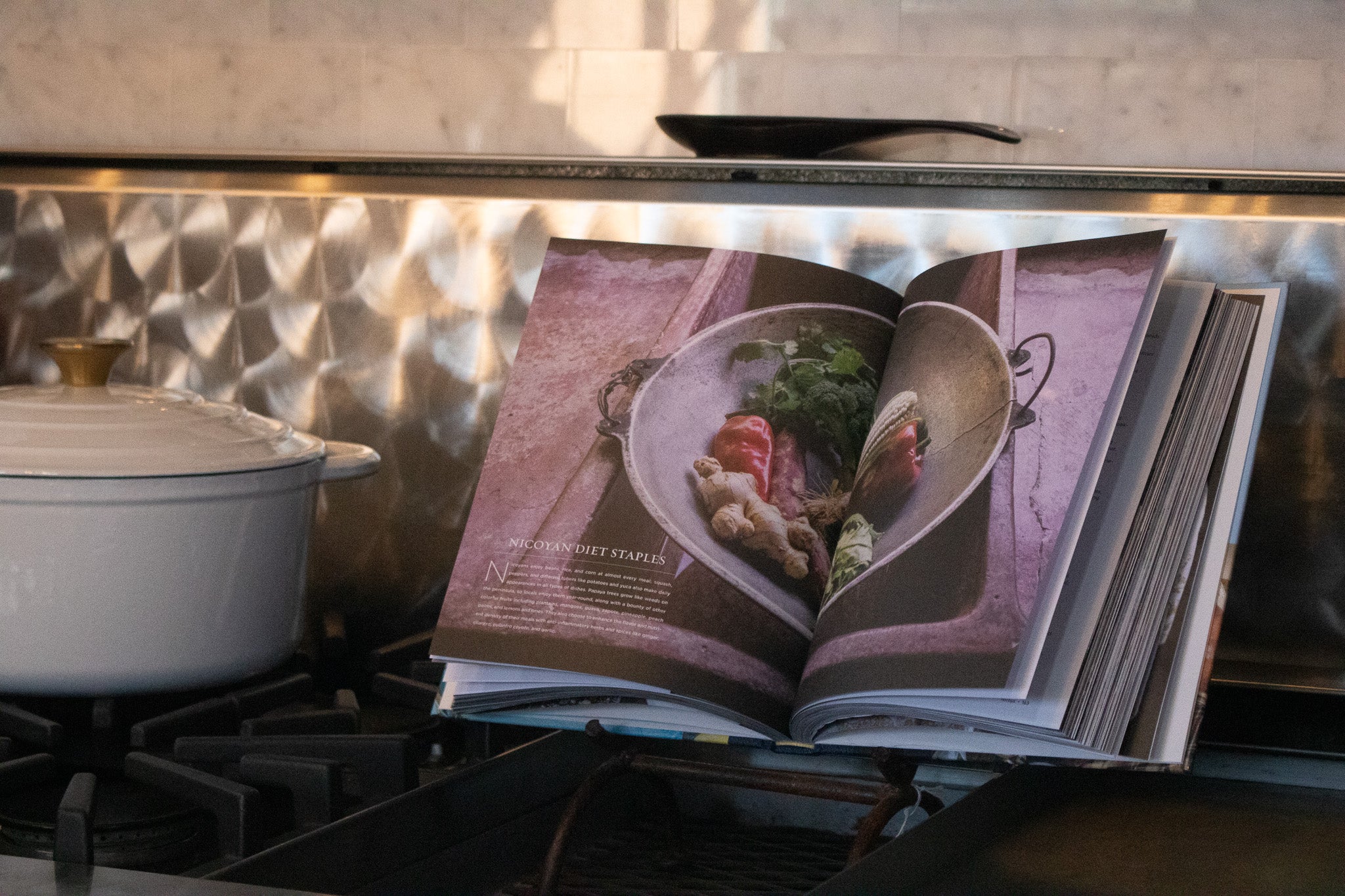 The Blue Zones Kitchen: 100 Recipes to Live to 100 Hardcover Book