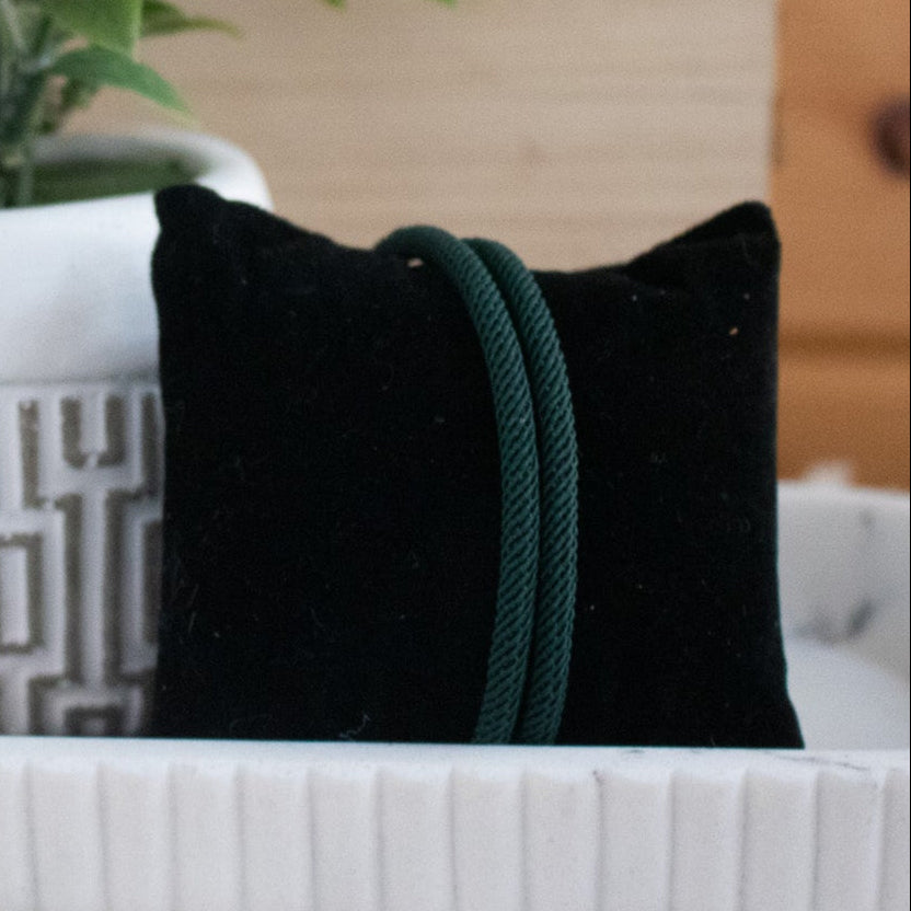 Green Heavy Duty Jute Cord Bracelet with Black Aluminum Clevis Bow Shackle