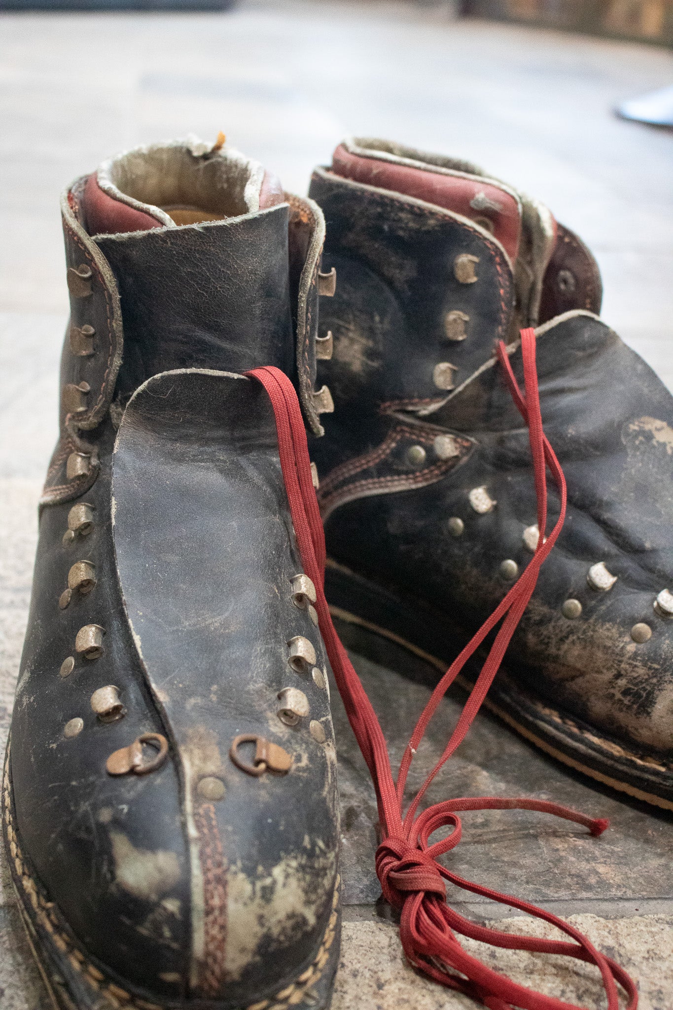 Vintage Black Dolomite Leather Ski Boots