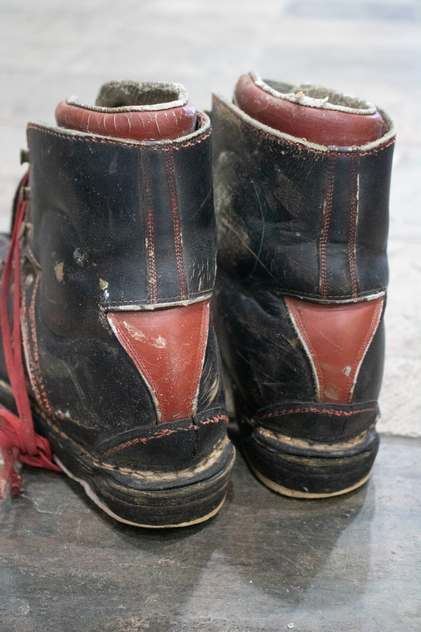 Vintage Black Dolomite Leather Ski Boots