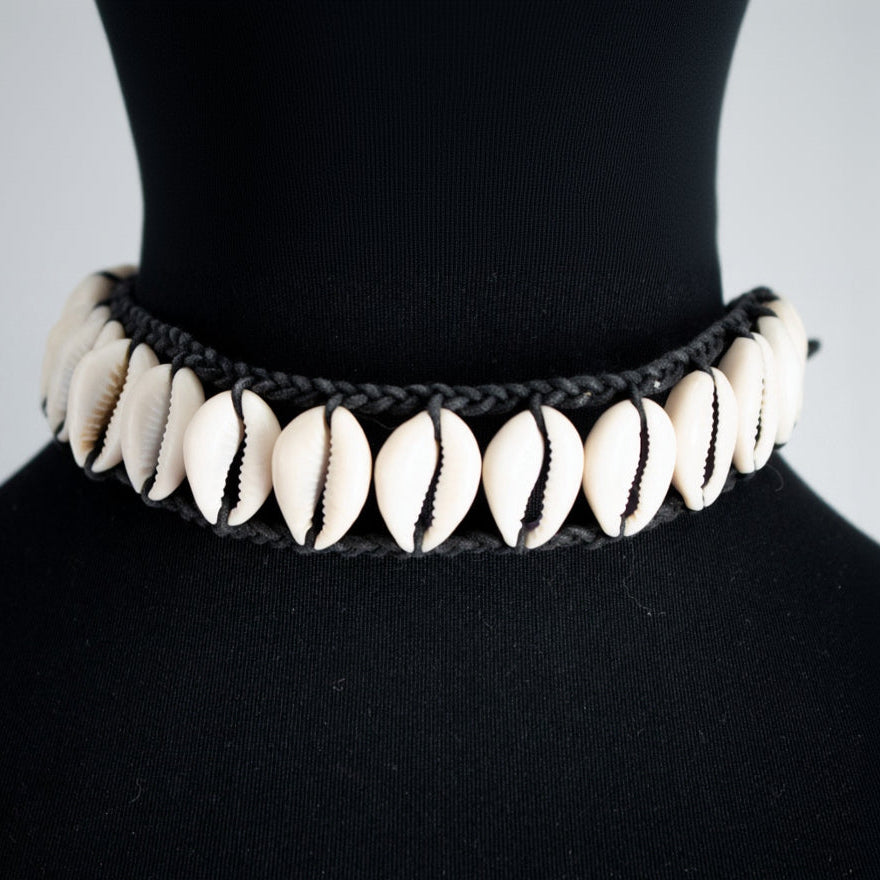 Handmade Cowrie Seashell Leather Choker
