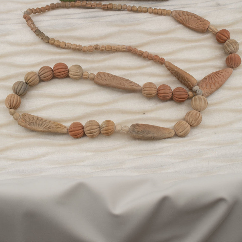 Brown Stamped Detailed Wooden Beaded Necklace