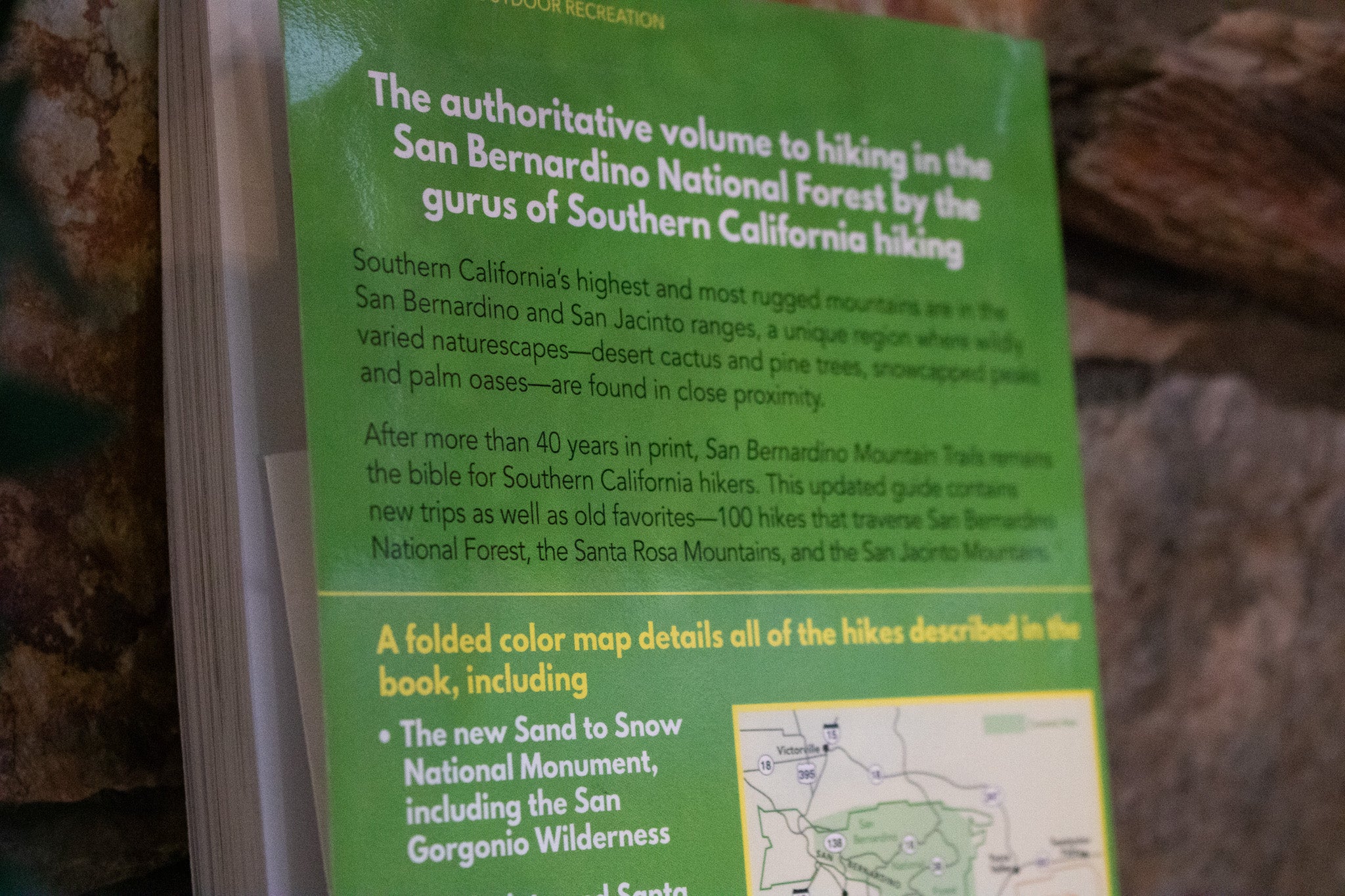 San Bernardino Mountain Trails: 100 Hikes in Southern California With Removable Folded Map By John Robinson & David Harris