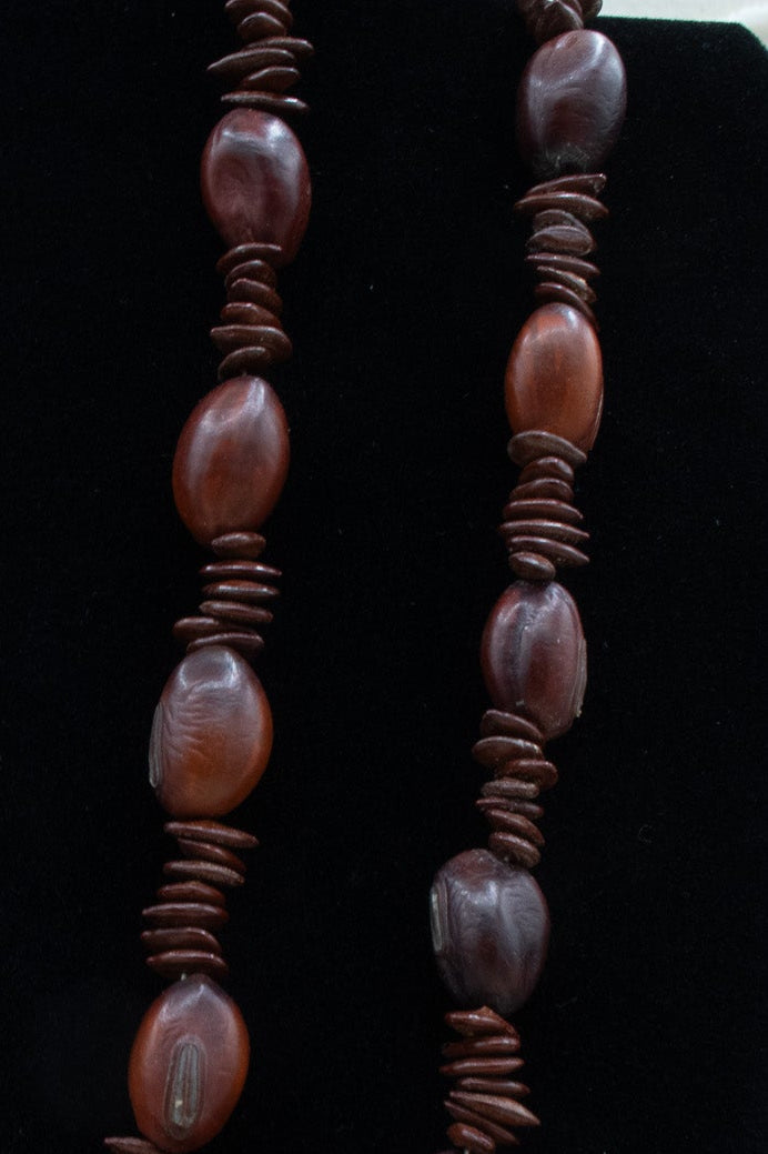 Hawaiian Vintage Brown Koa Seed Necklace