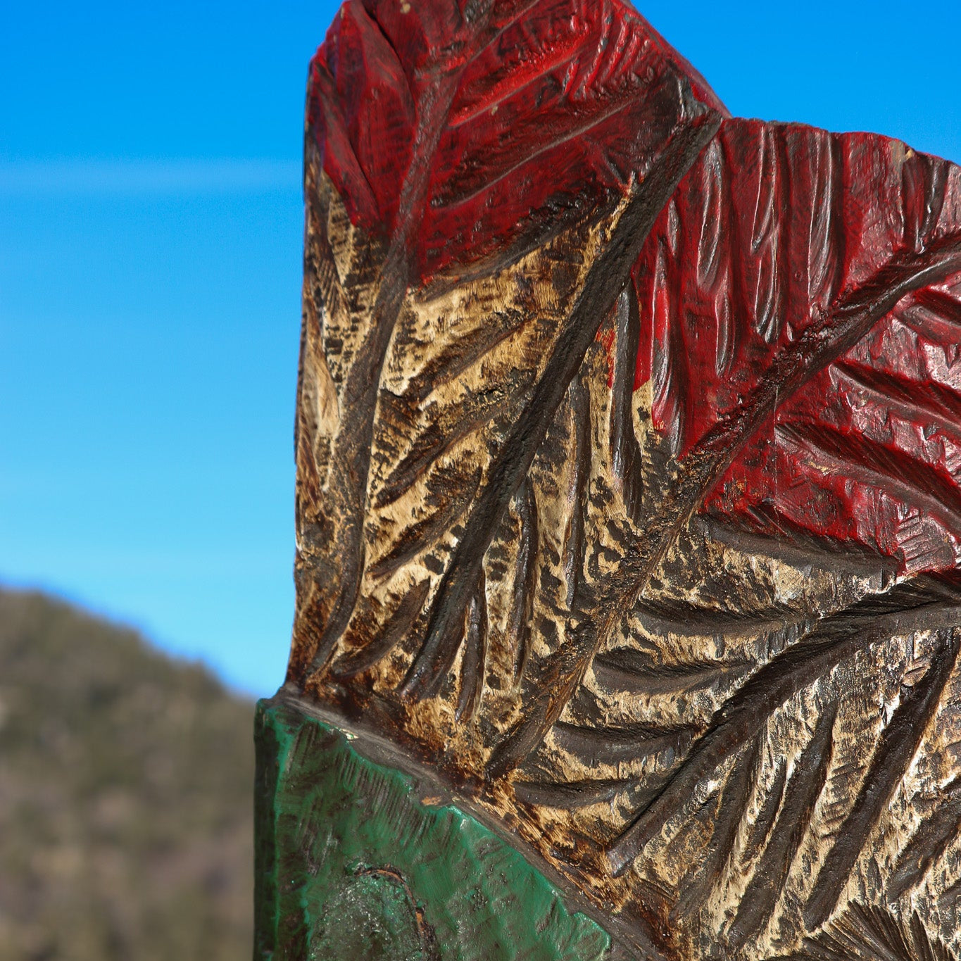 Wooden Hand-Carved Indian Totem Cigar Statue