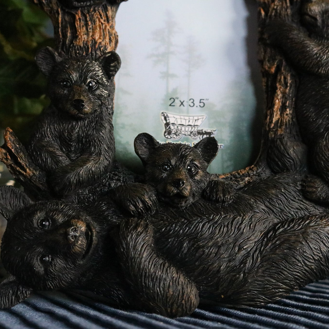 Vintage Resin Molded 4 Black Bears Climbing Over Mama Bear 2" x 3.5" Picture Frame