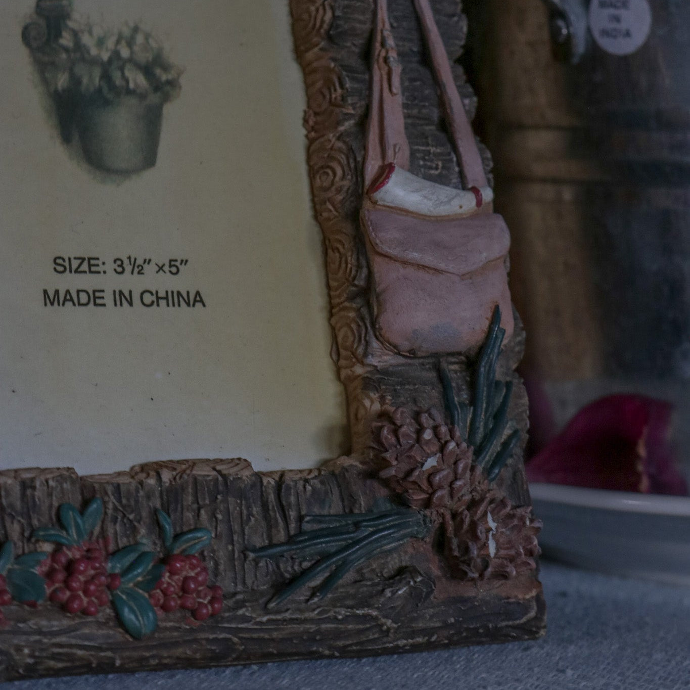 Mini Cabin 3D Design 3 1/2" x 5 1/2" Picture Frame