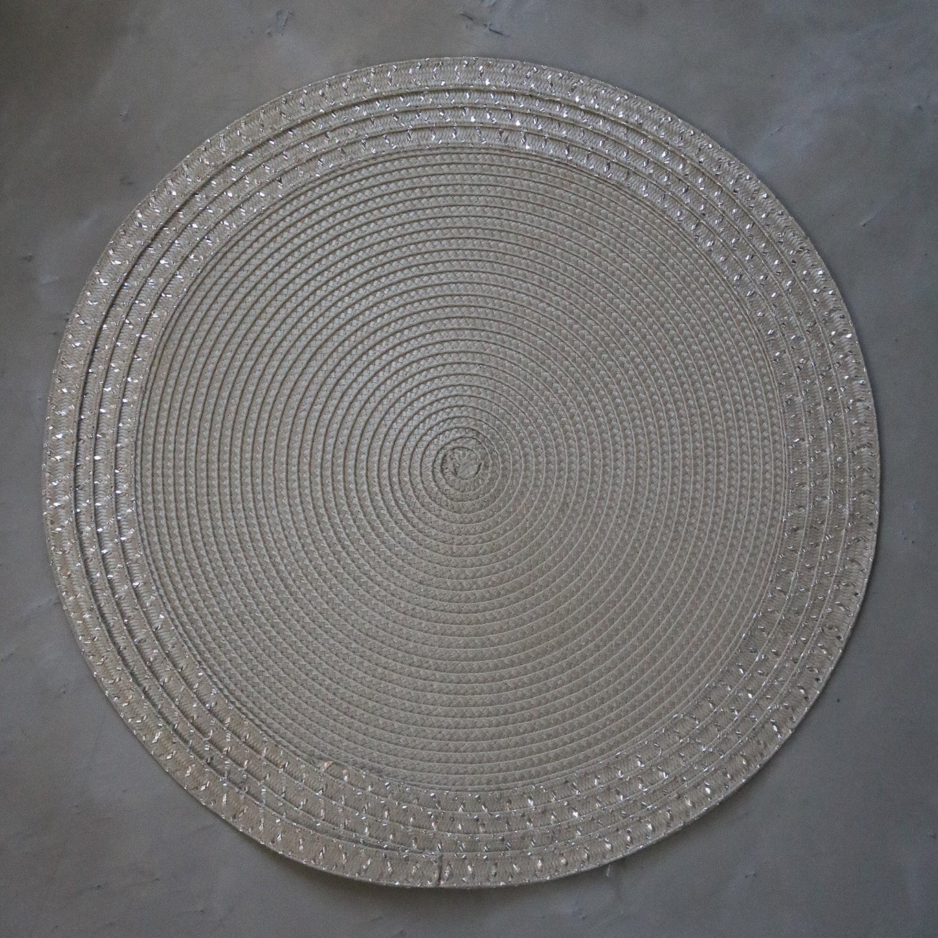 Set of 6 Elegant Silver-Gray Round Placemats