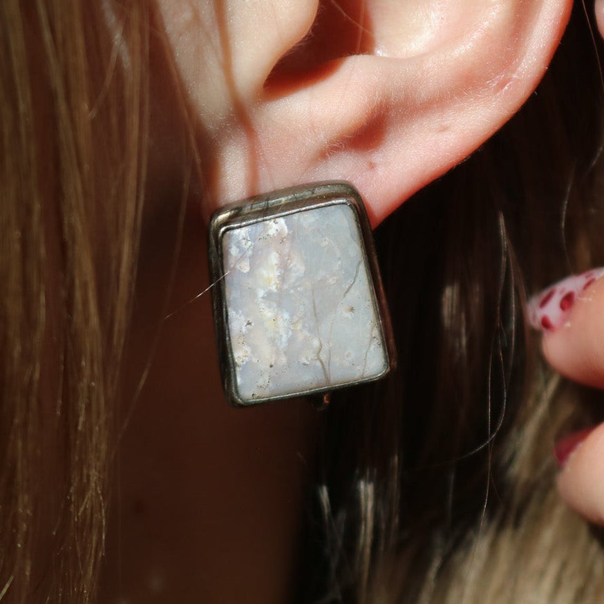 Sarda Flower Aaget Stud Earrings
