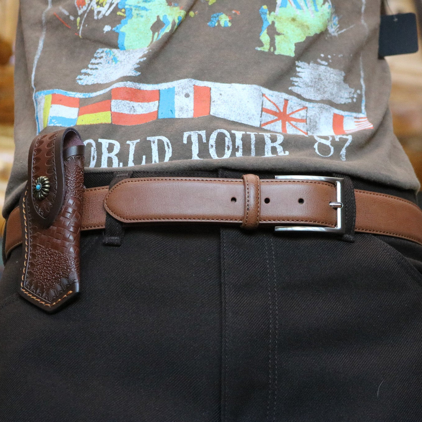Brown Leather Belt With Metal Buckle