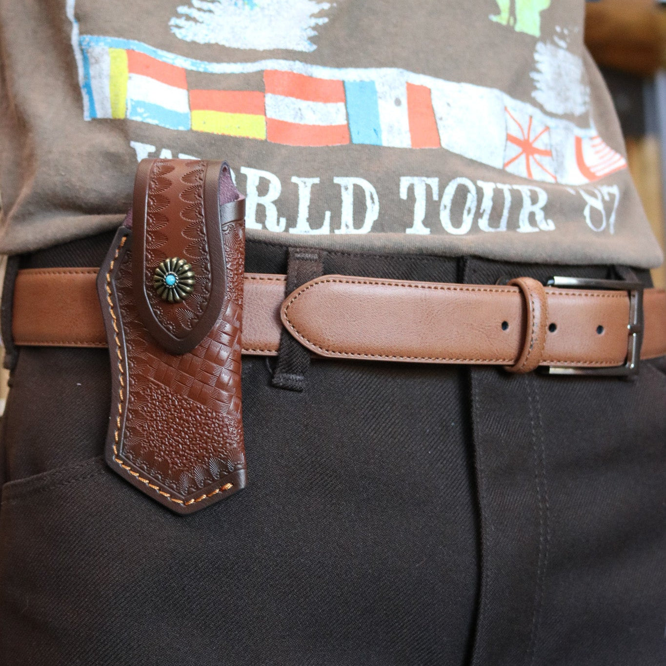 Brown Leather Belt With Metal Buckle